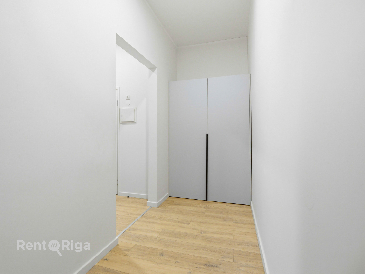 Izīrē dzīvokli, Pulkveža Brieža iela 10 - Attēls 1