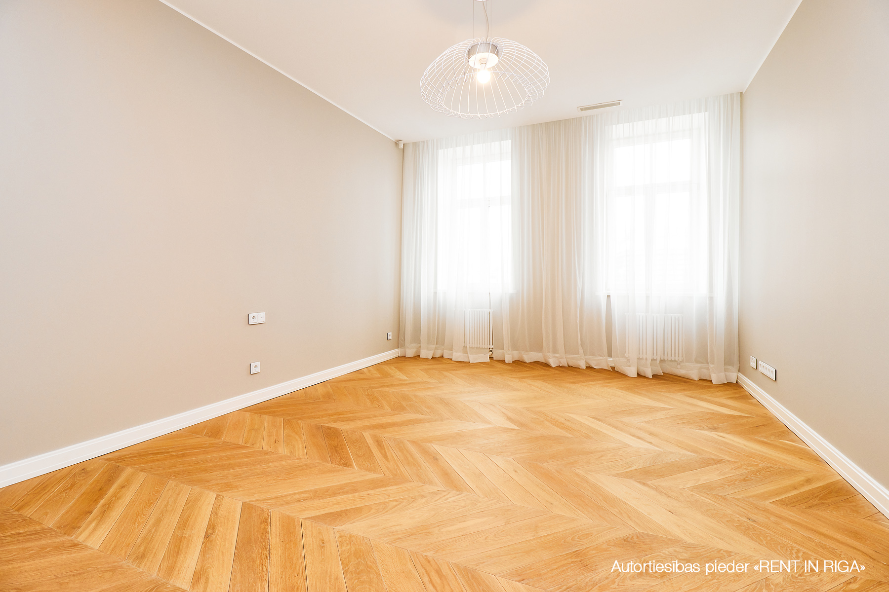 Pārdod dzīvokli, Elizabetes iela 18 - Attēls 1