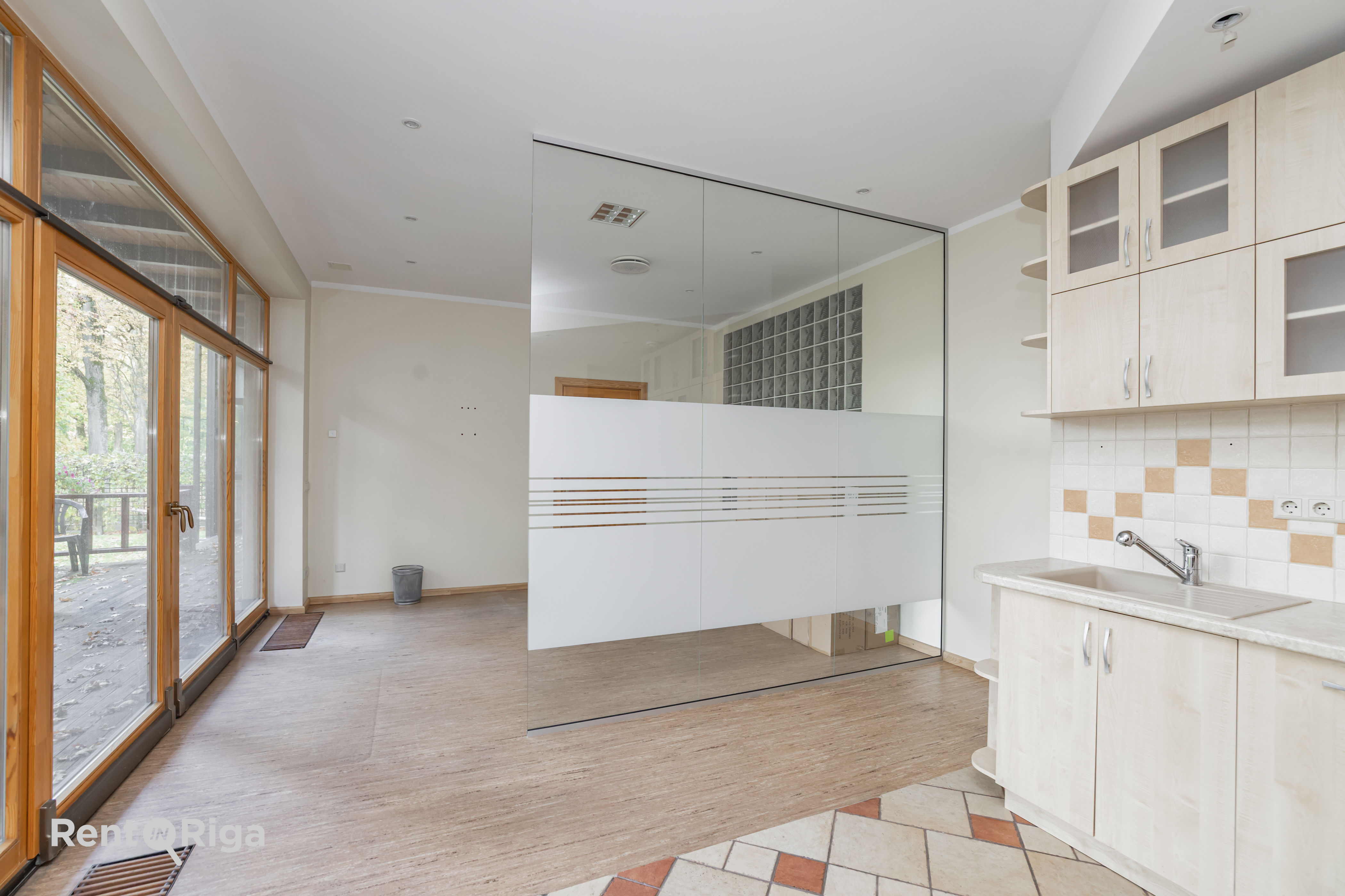Investment property, Vienības gatve - Image 1