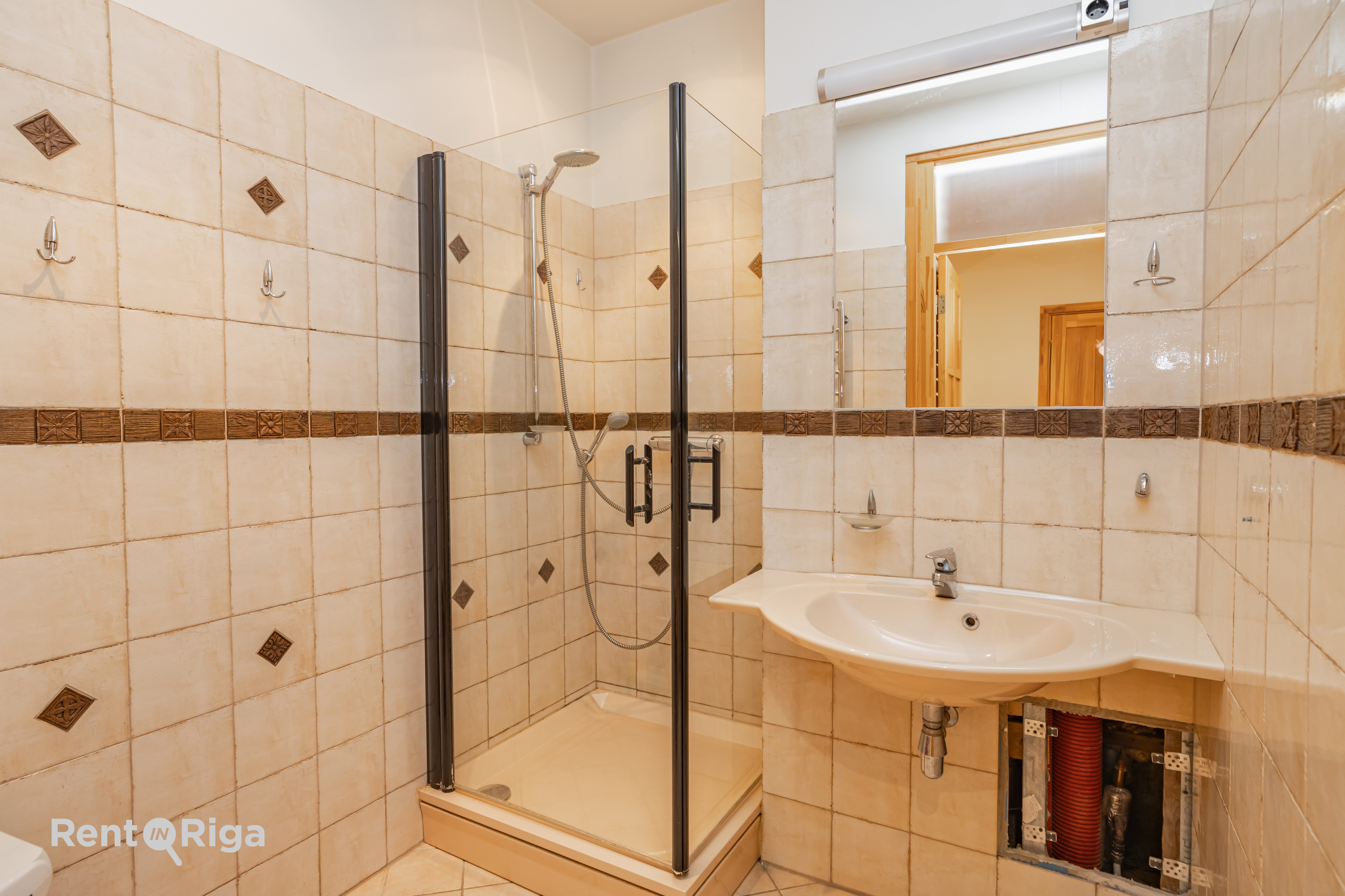 Investment property, Vienības gatve - Image 1