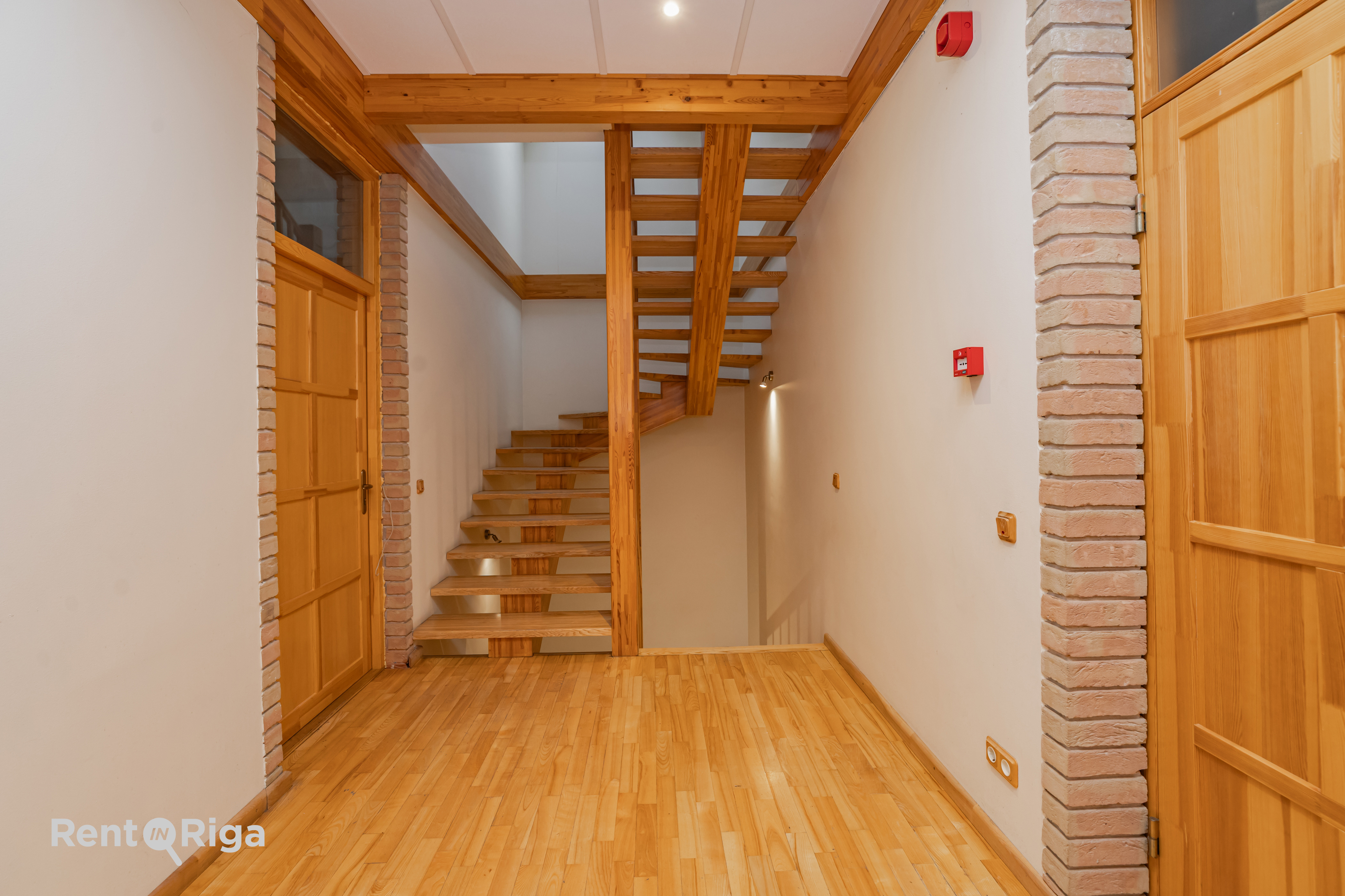 Investment property, Vienības gatve - Image 1