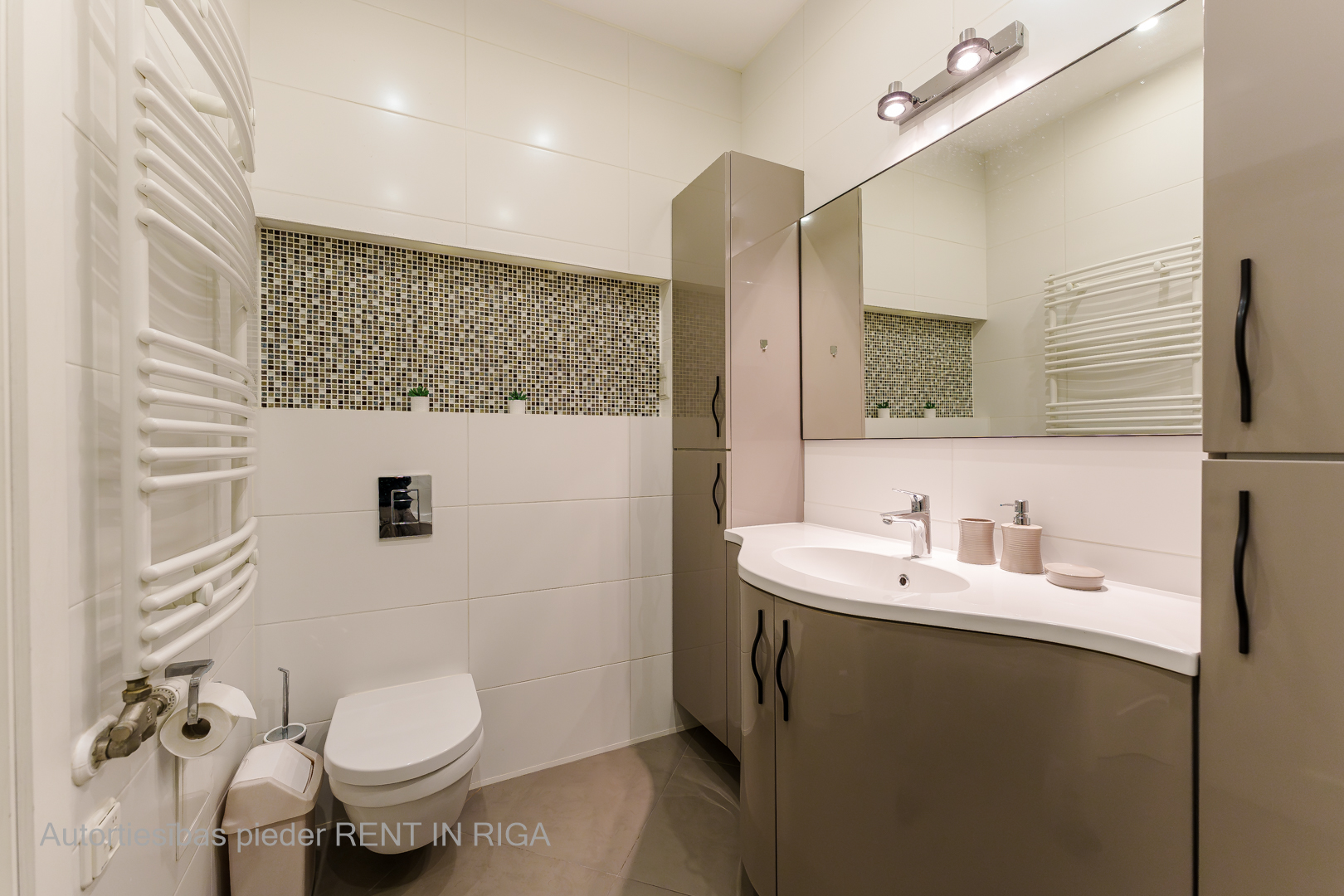 Izīrē dzīvokli, Dzirnavu iela 113a - Attēls 1