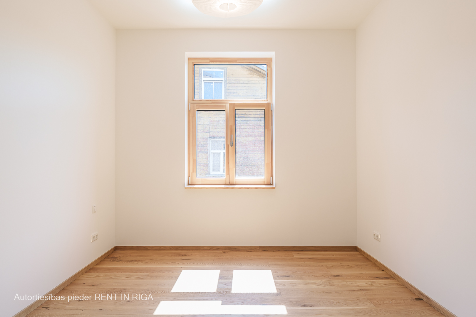 Izīrē dzīvokli, Eduarda Smiļģa iela 25 - Attēls 1