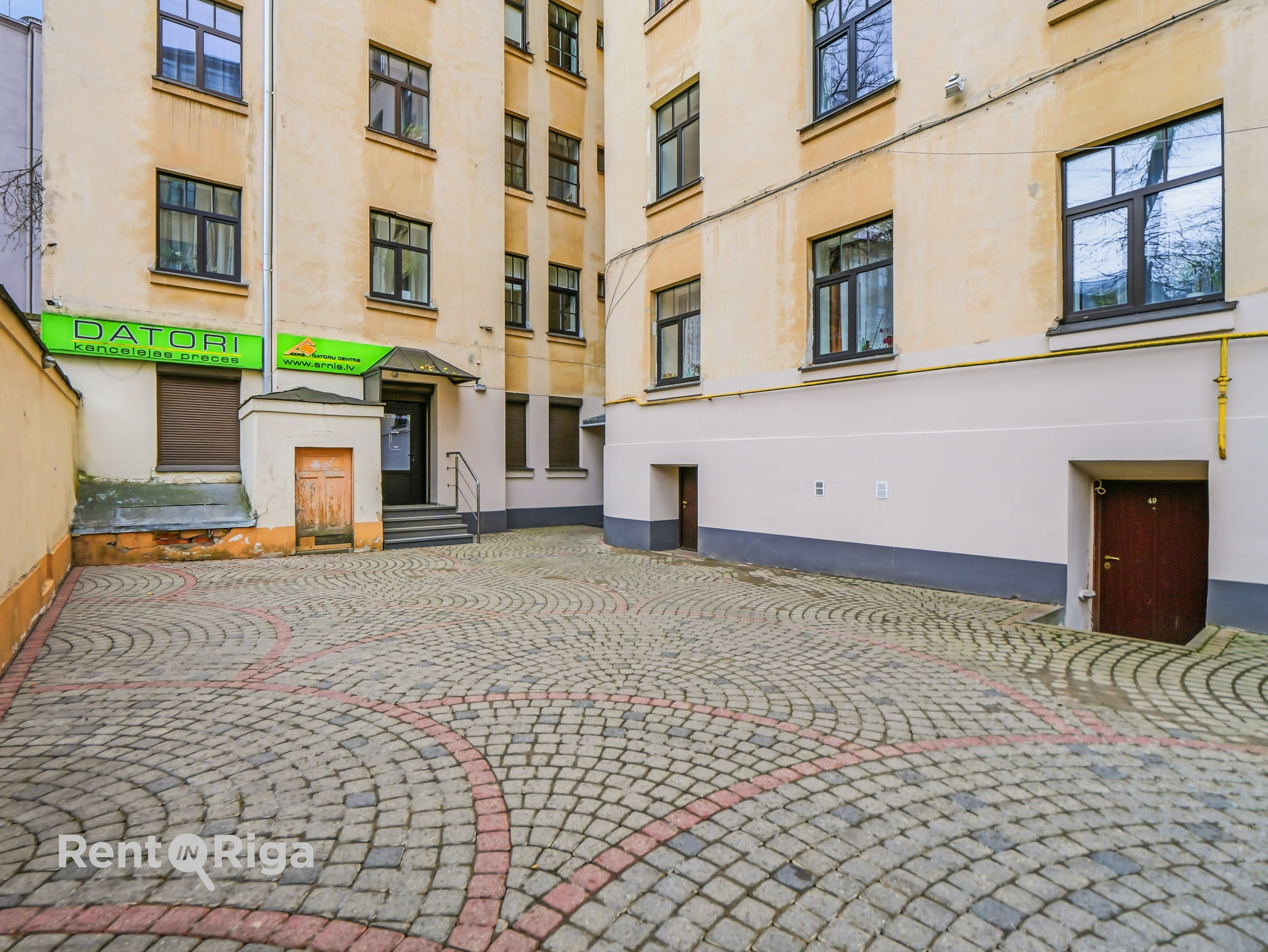 Izīrē dzīvokli, Bruņinieku iela 12 - Attēls 1