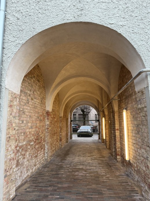 Pārdod dzīvokli, Alauksta iela 7 - Attēls 1