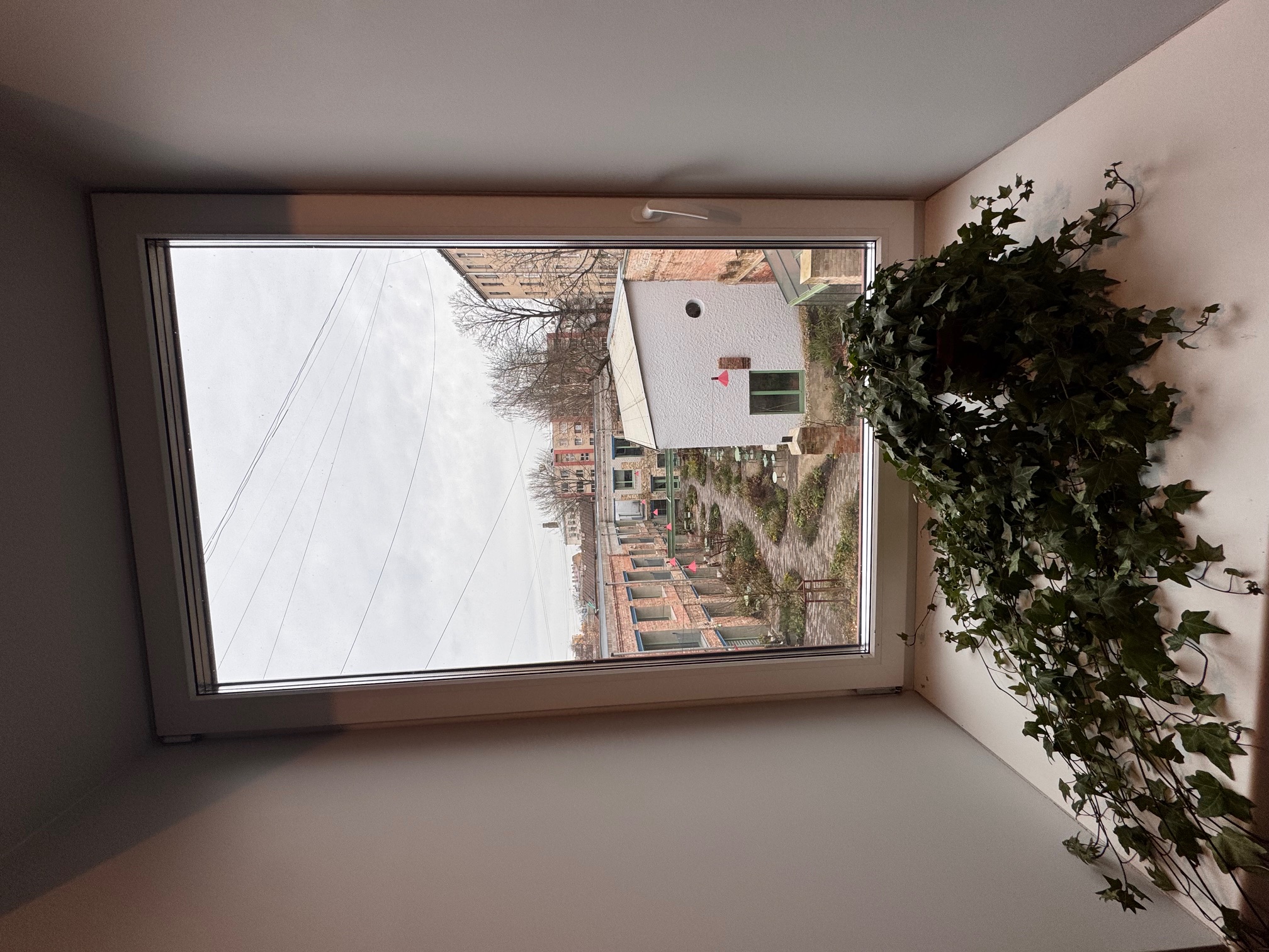 Pārdod dzīvokli, Alauksta iela 7 - Attēls 1