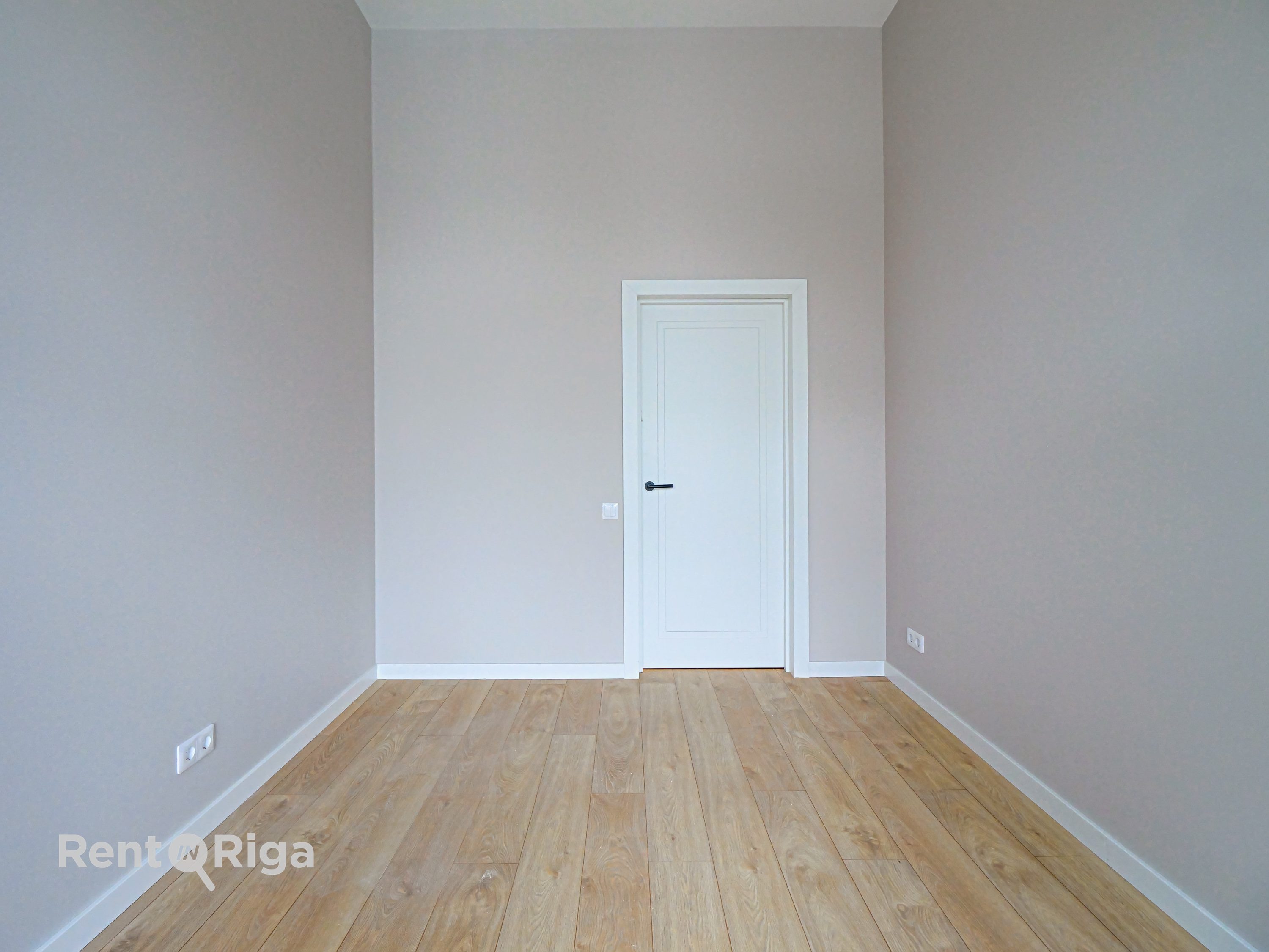 Pārdod dzīvokli, Rīgas iela 14 - Attēls 1