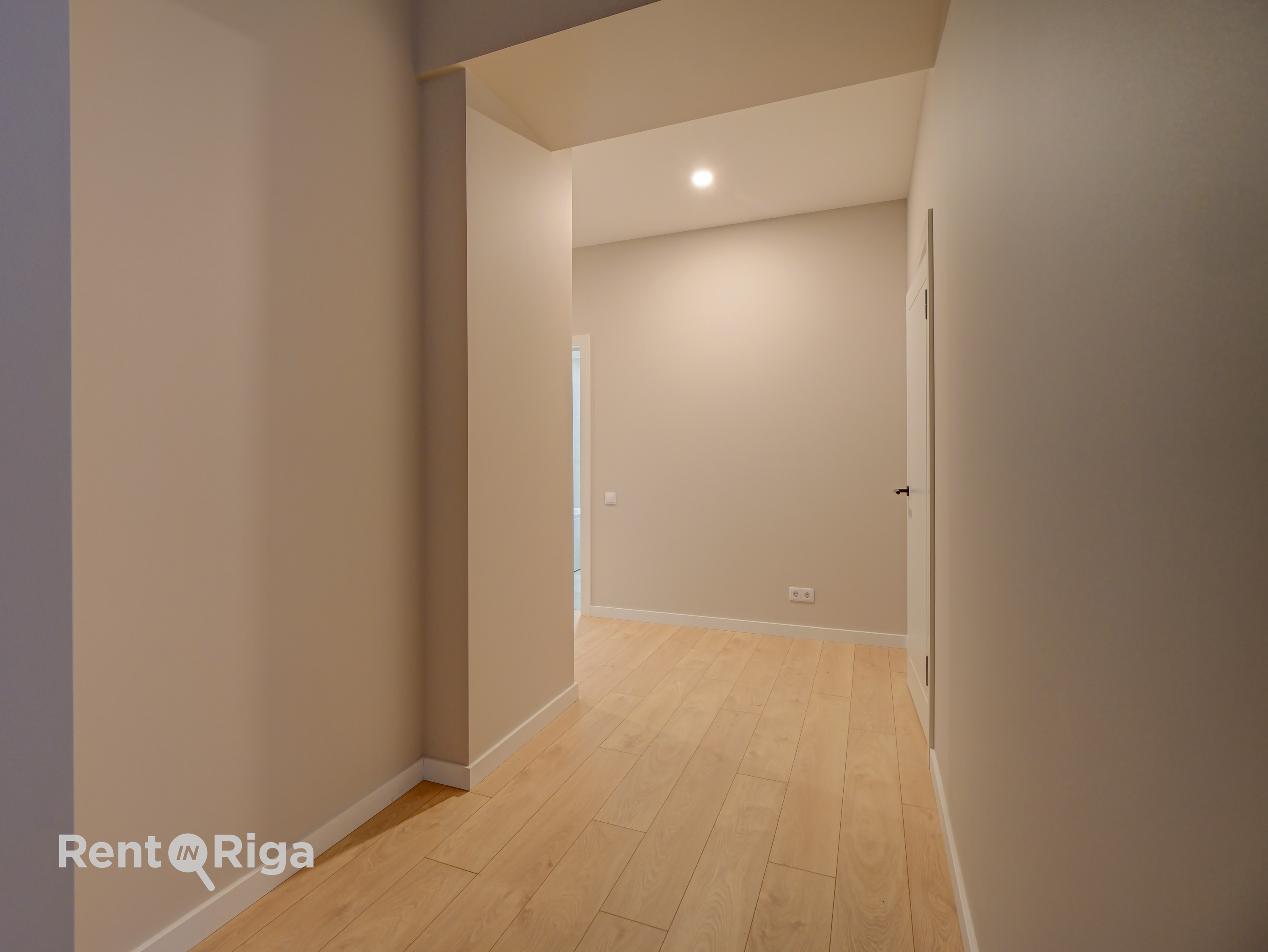 Pārdod dzīvokli, Rīgas iela 14 - Attēls 1