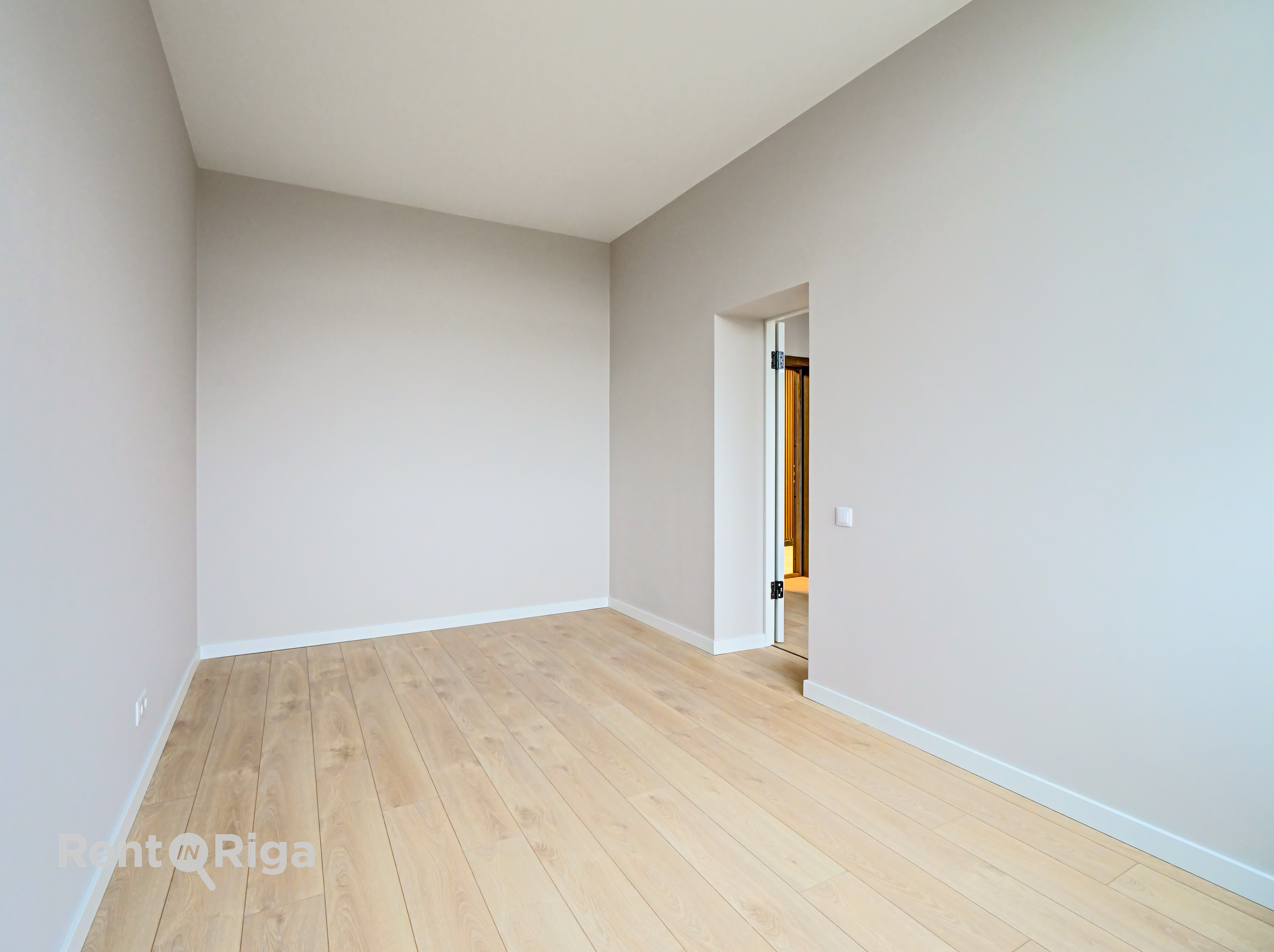 Pārdod dzīvokli, Rīgas iela 14 - Attēls 1