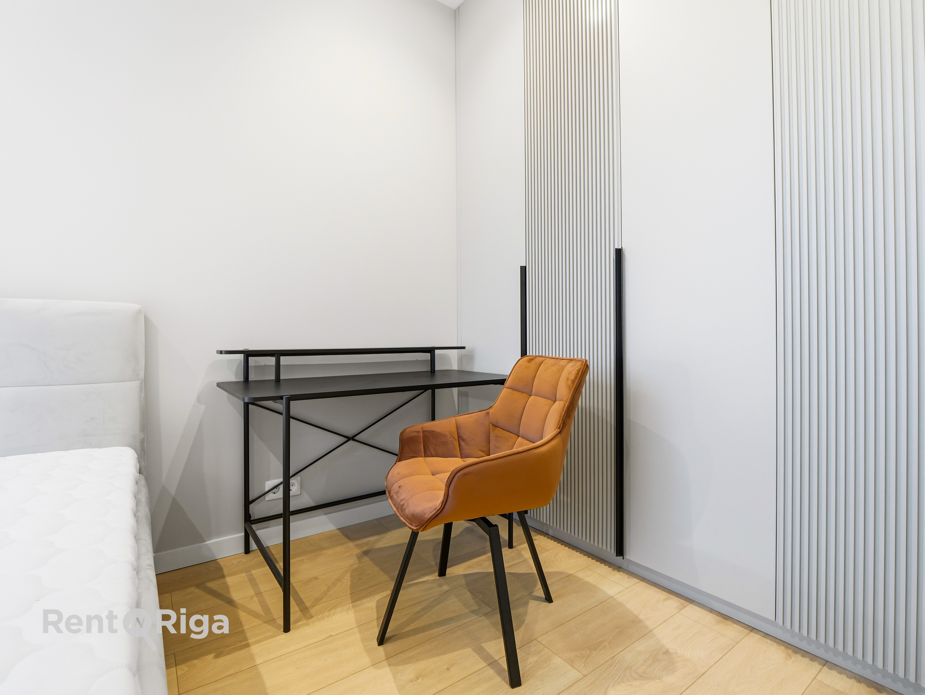 Pārdod dzīvokli, Rīgas iela 14 - Attēls 1