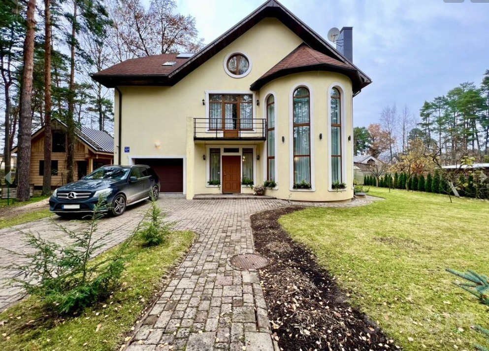 Pārdod māju, Dāvja iela - Attēls 1