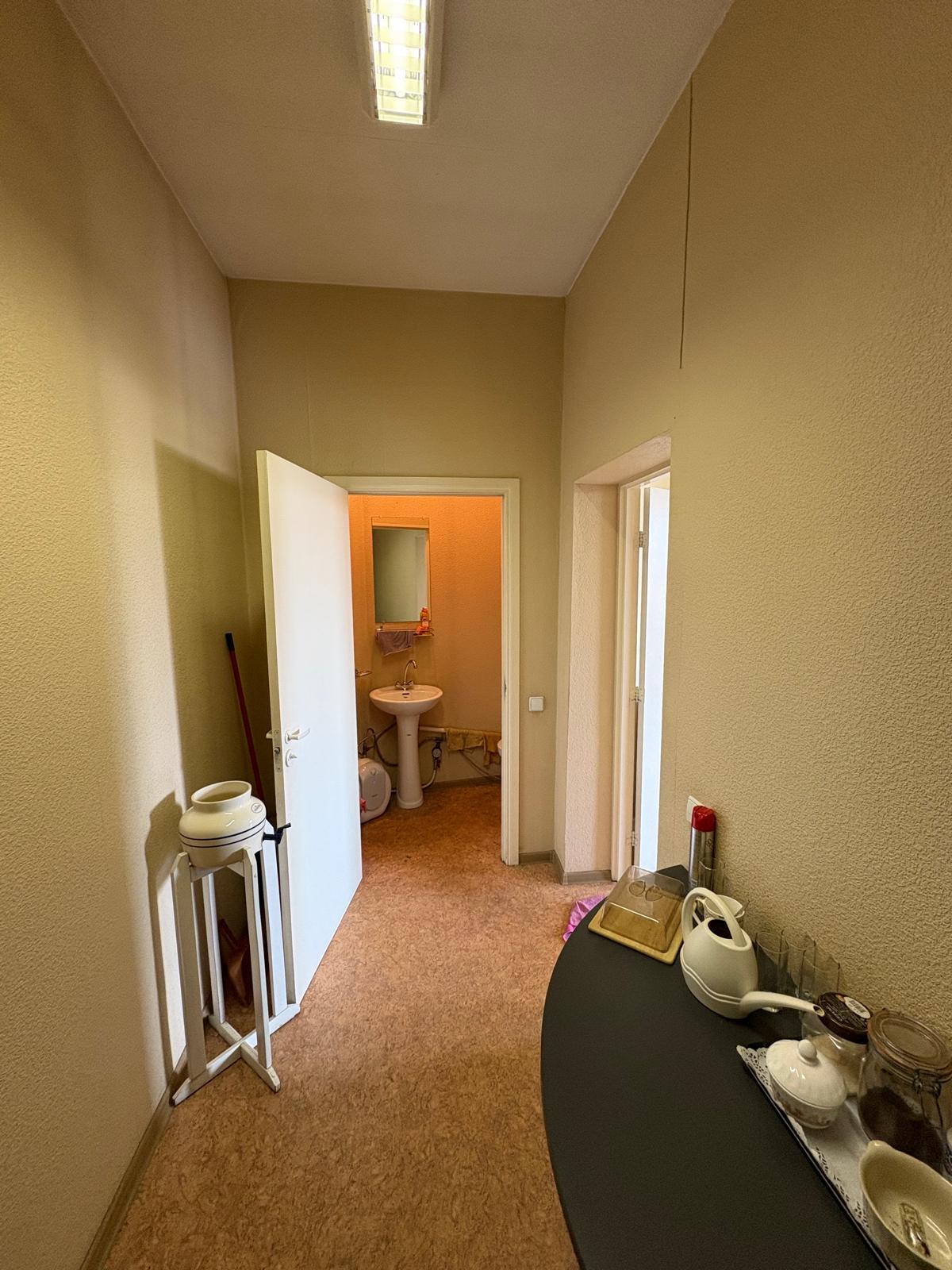 Iznomā biroju, Krišjāņa Barona iela - Attēls 1