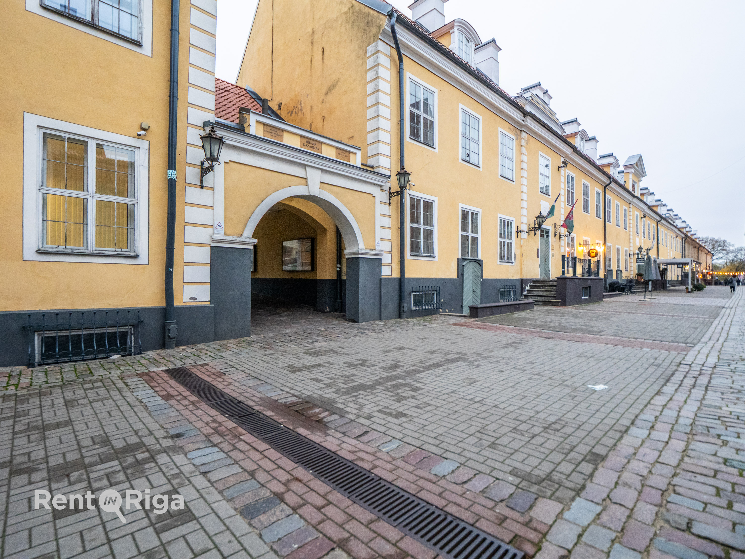 Iznomā tirdzniecības telpas, Torņa iela - Attēls 1