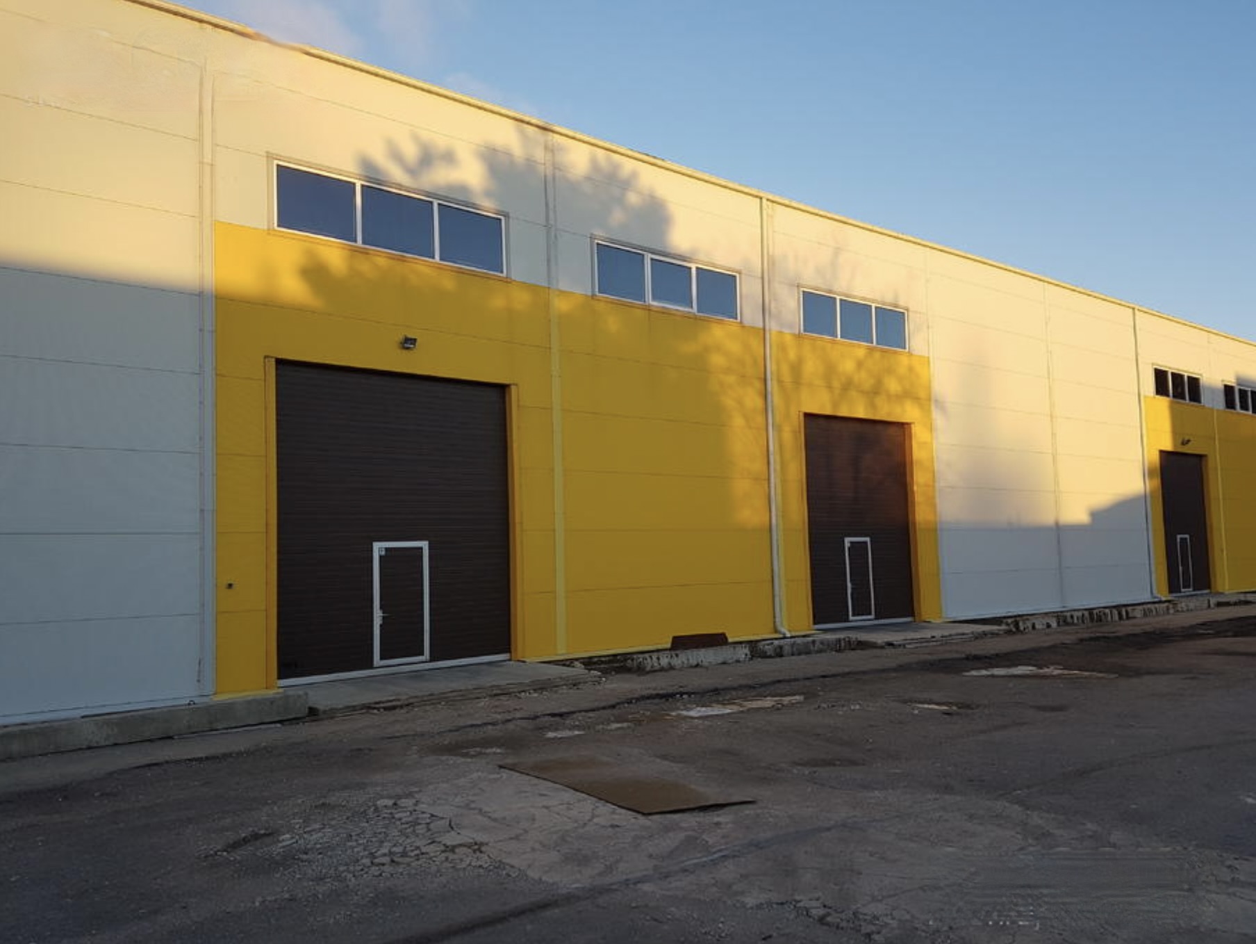 Iznomā noliktavu, Buļļu iela - Attēls 1