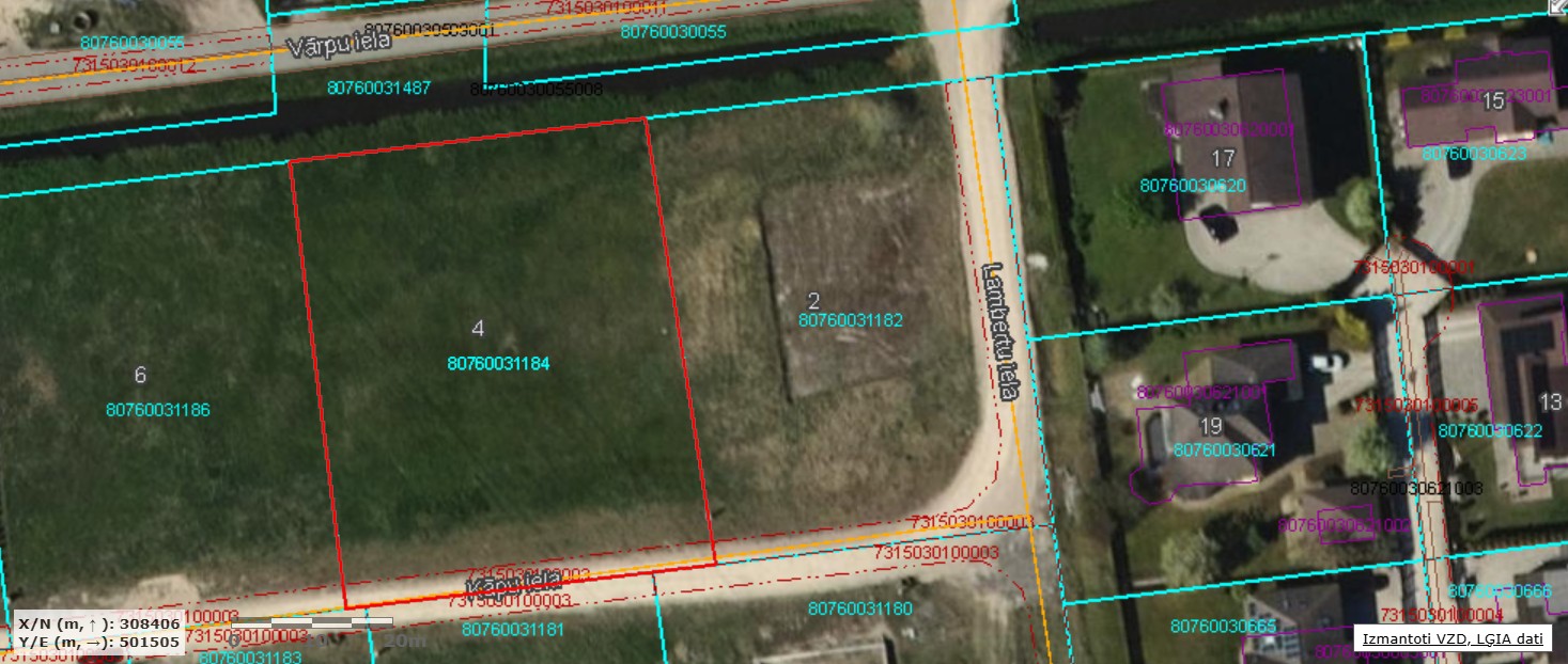 Pārdod zemi, Kāpu iela - Attēls 1