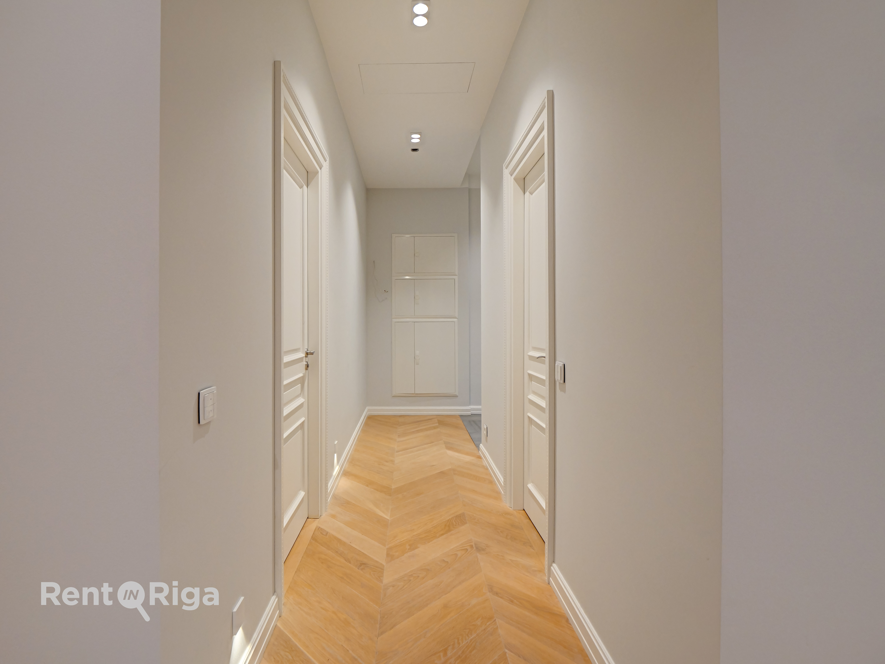 Pārdod dzīvokli, Elizabetes iela 18 - Attēls 1