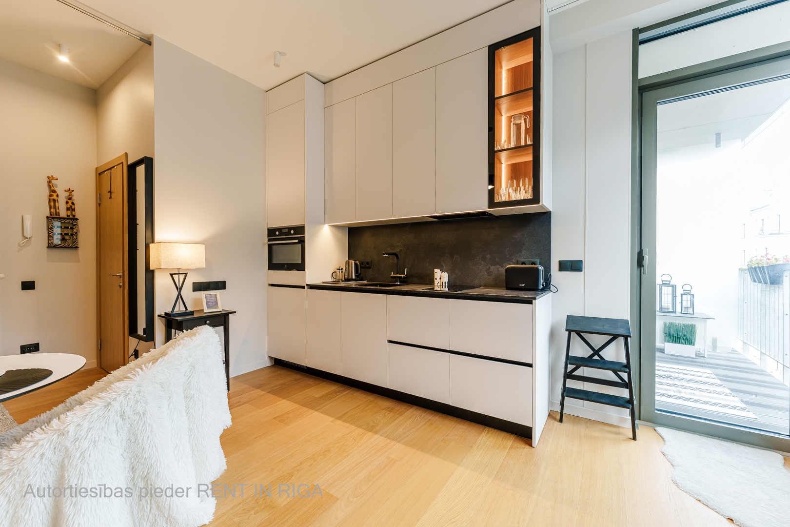 Izīrē dzīvokli, Stabu iela 2A - Attēls 1