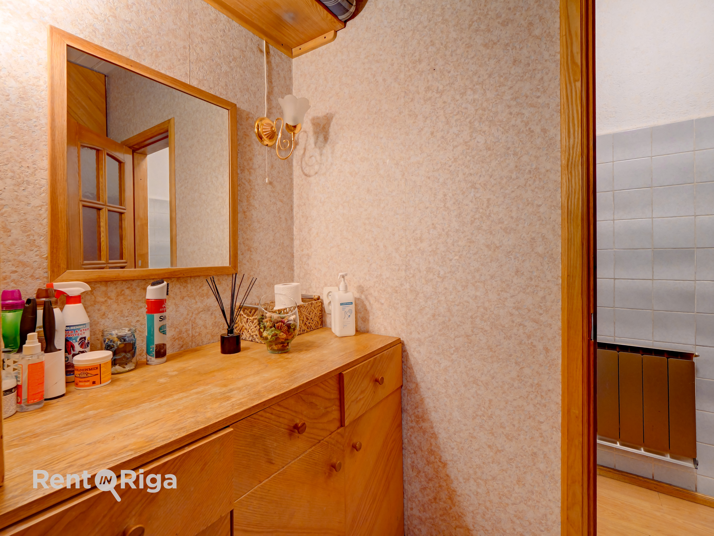 Pārdod māju, Augstienes iela - Attēls 1