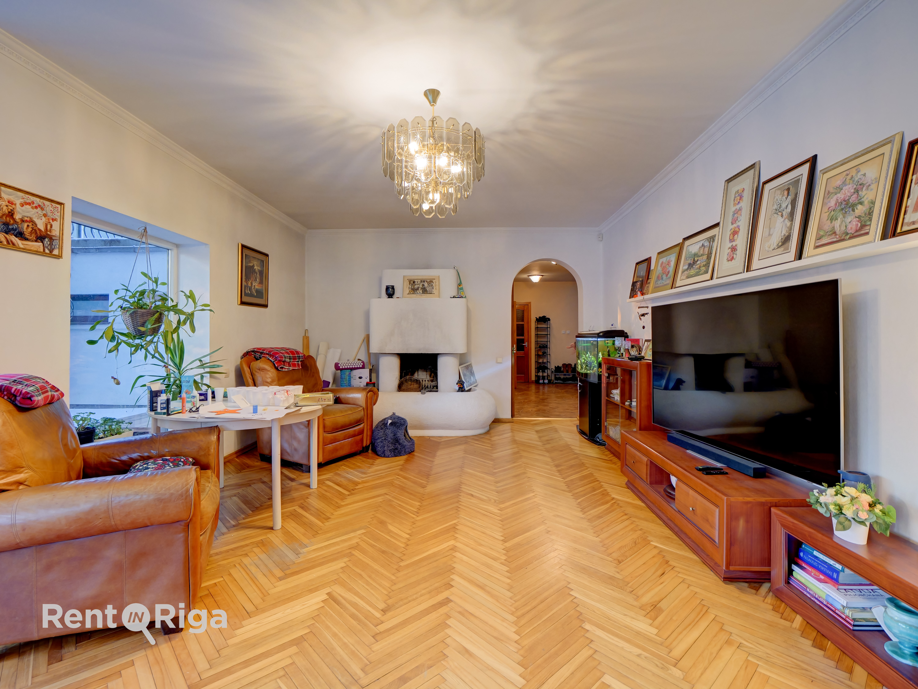 Pārdod māju, Augstienes iela - Attēls 1