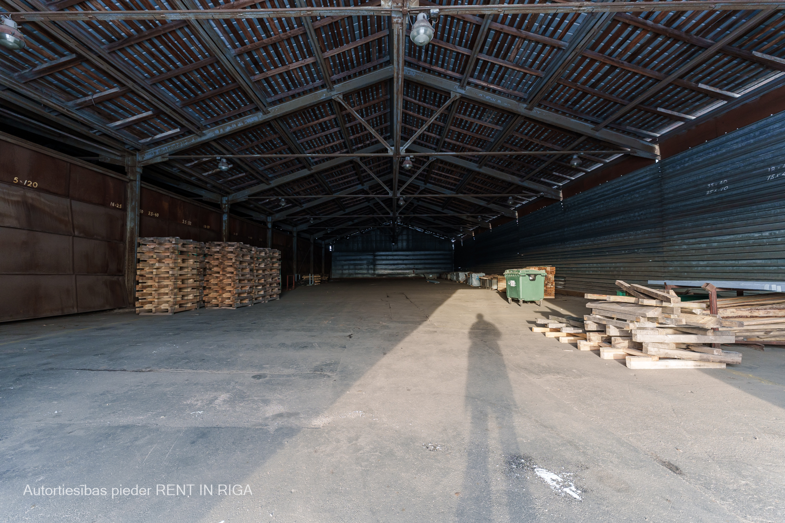 Iznomā noliktavu, Braslas iela - Attēls 1