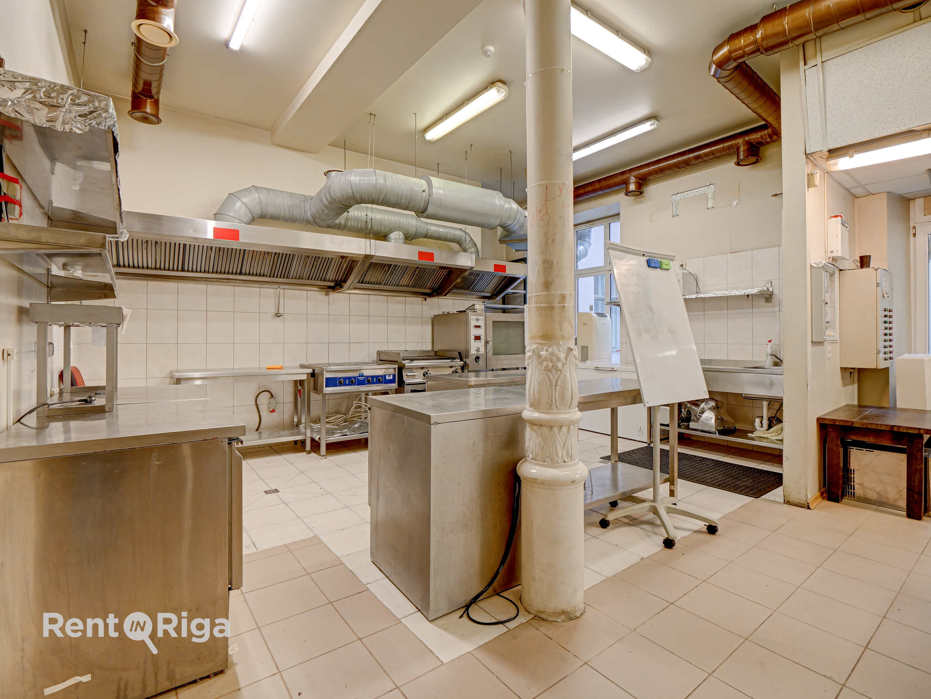 Iznomā tirdzniecības telpas, Tirgoņu iela - Attēls 1