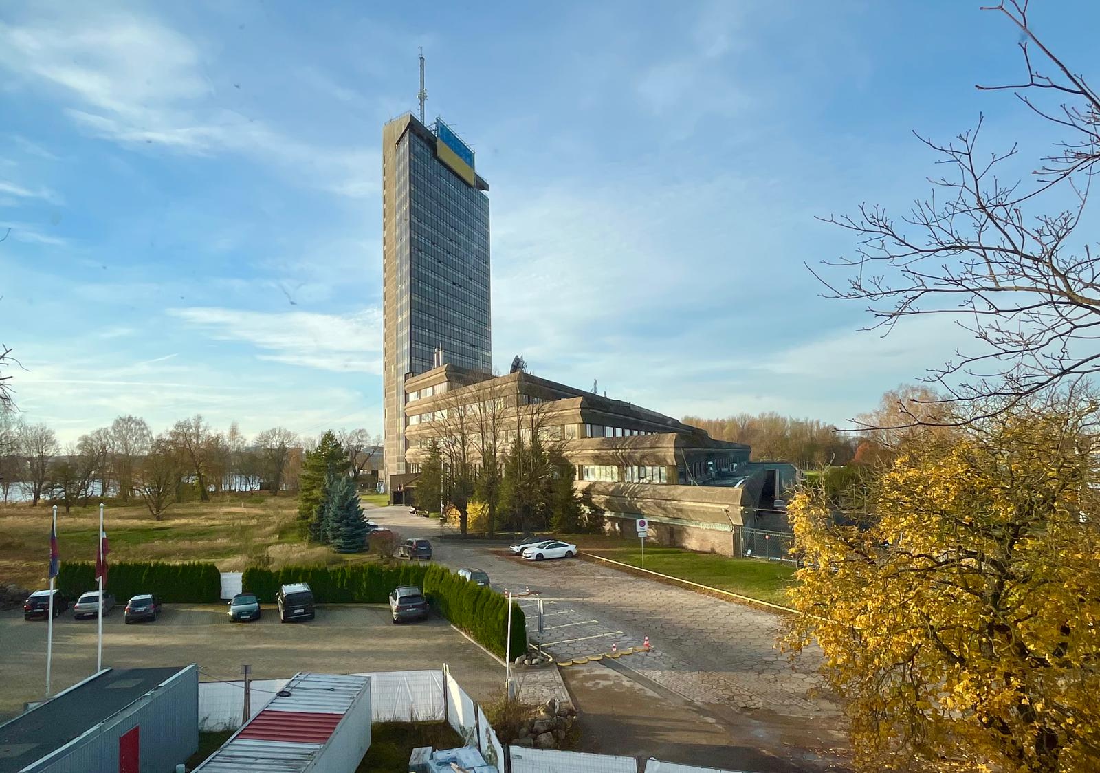 Pārdod dzīvokli, Zaķusalas krastmala 27 - Attēls 1