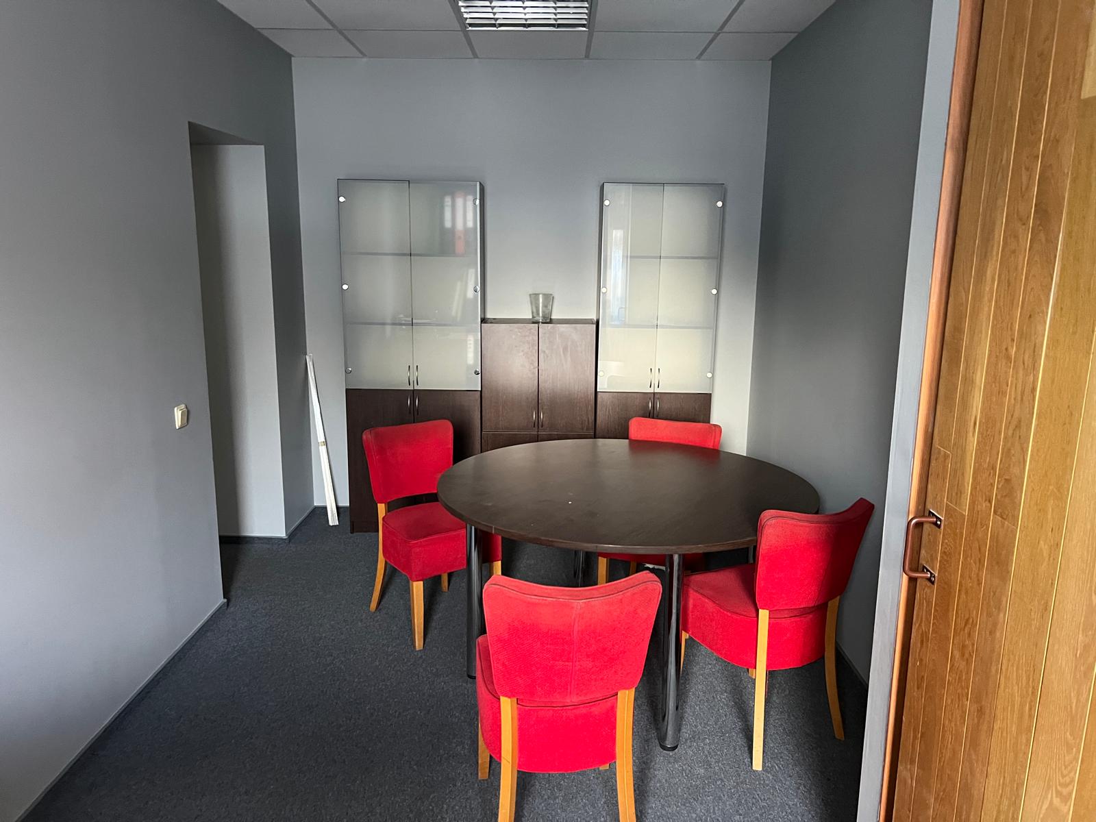 Iznomā biroju, Briņģu iela - Attēls 1