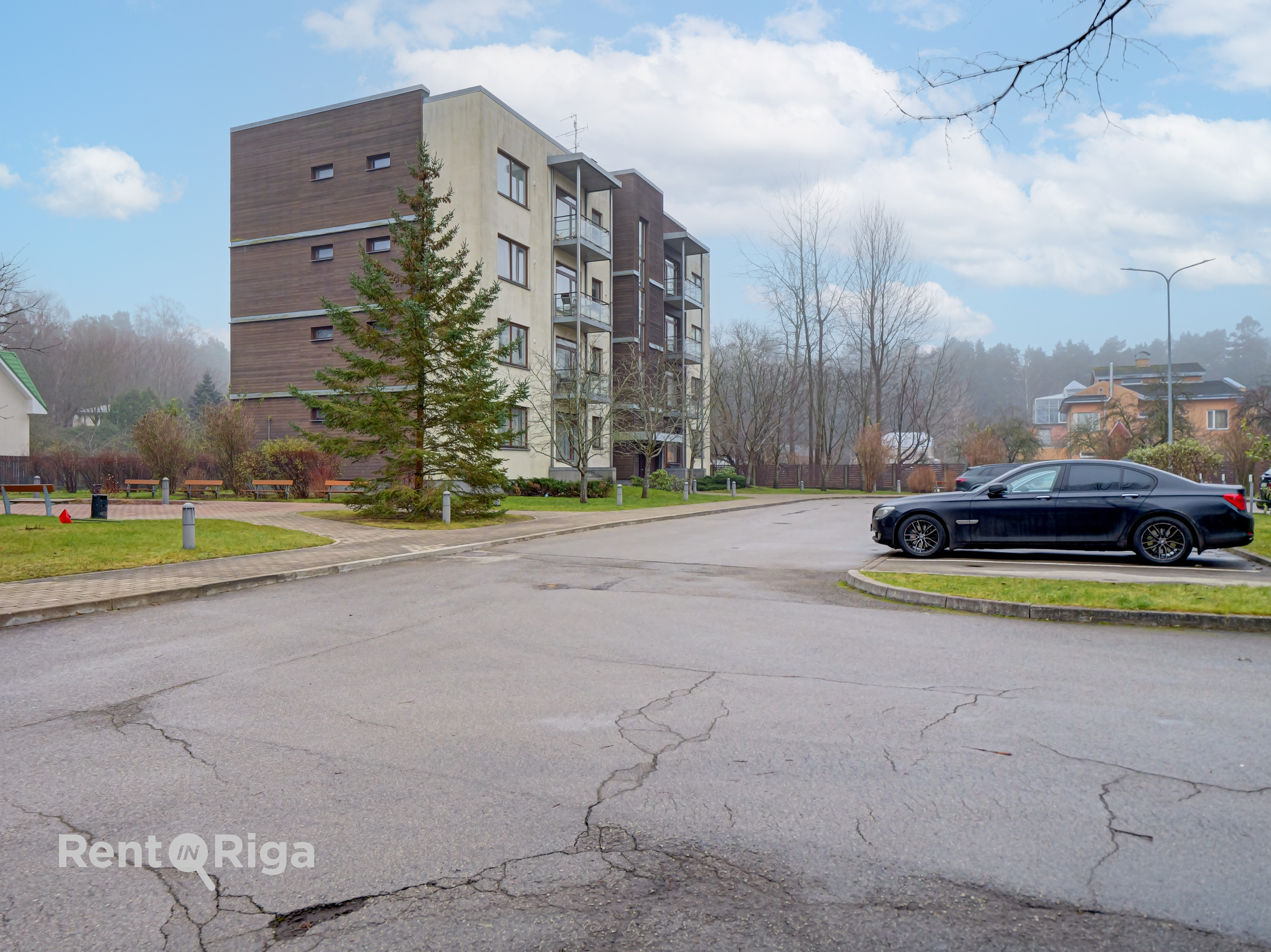 Pārdod dzīvokli, Dumbrāja iela 18 k1 - Attēls 1