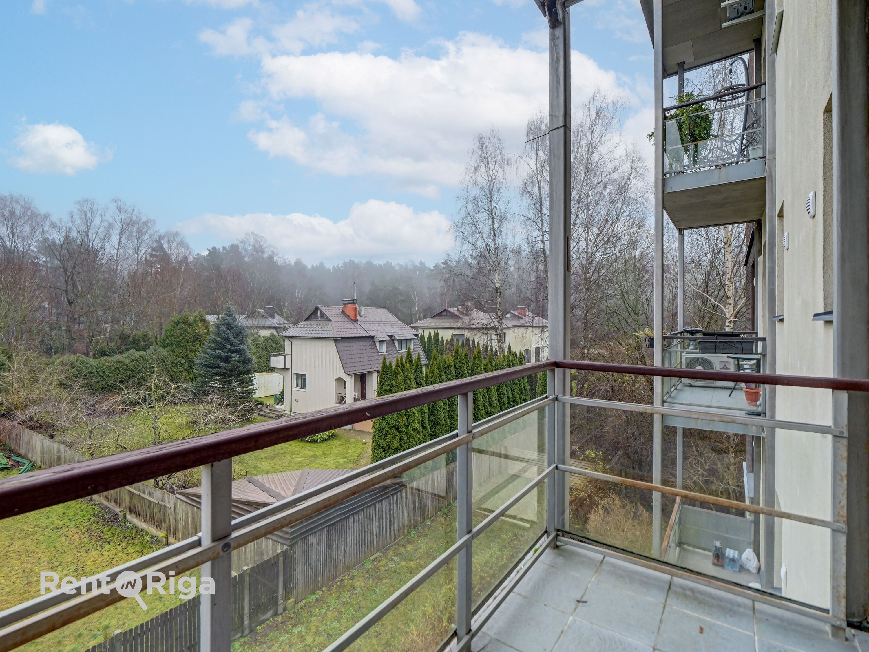 Pārdod dzīvokli, Dumbrāja iela 18 k1 - Attēls 1