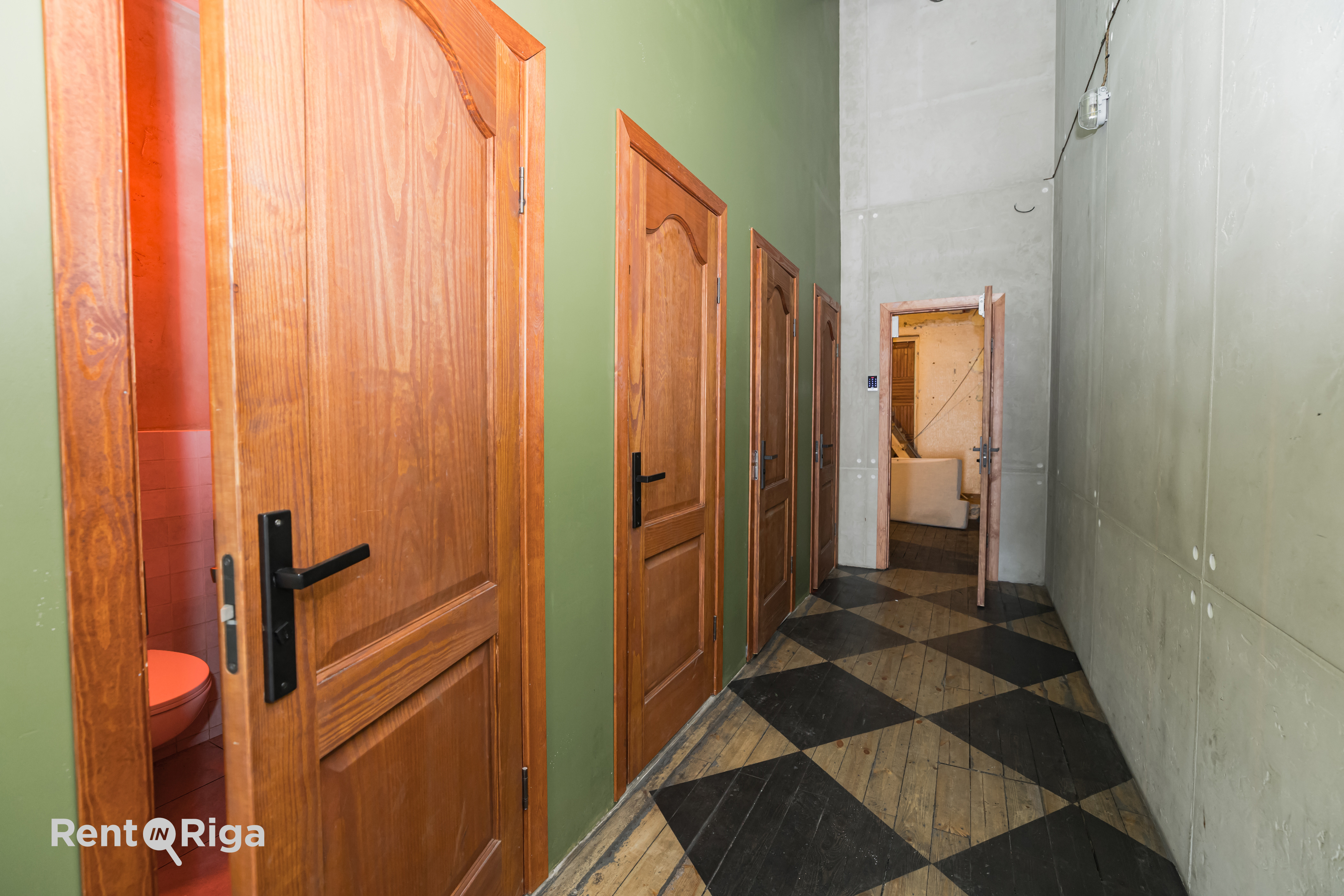 Retail premises for rent, Briāna street - Image 1