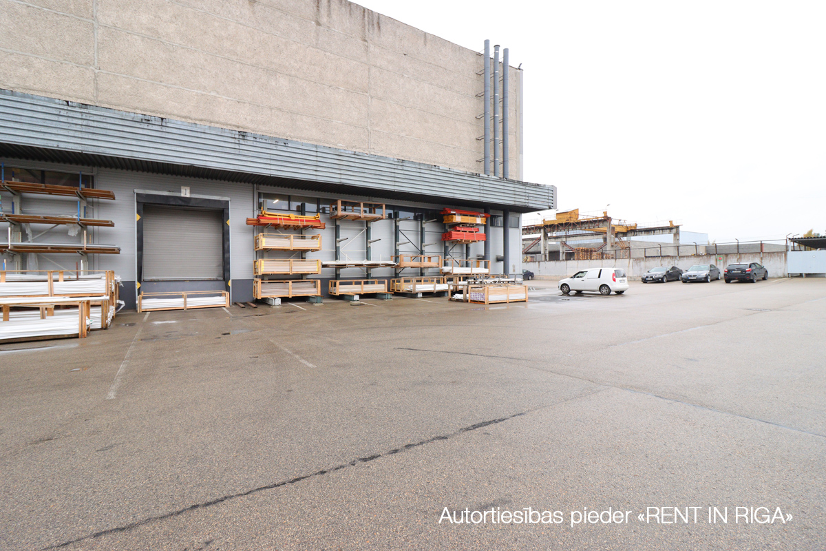 Iznomā noliktavu, Rencēnu iela - Attēls 1