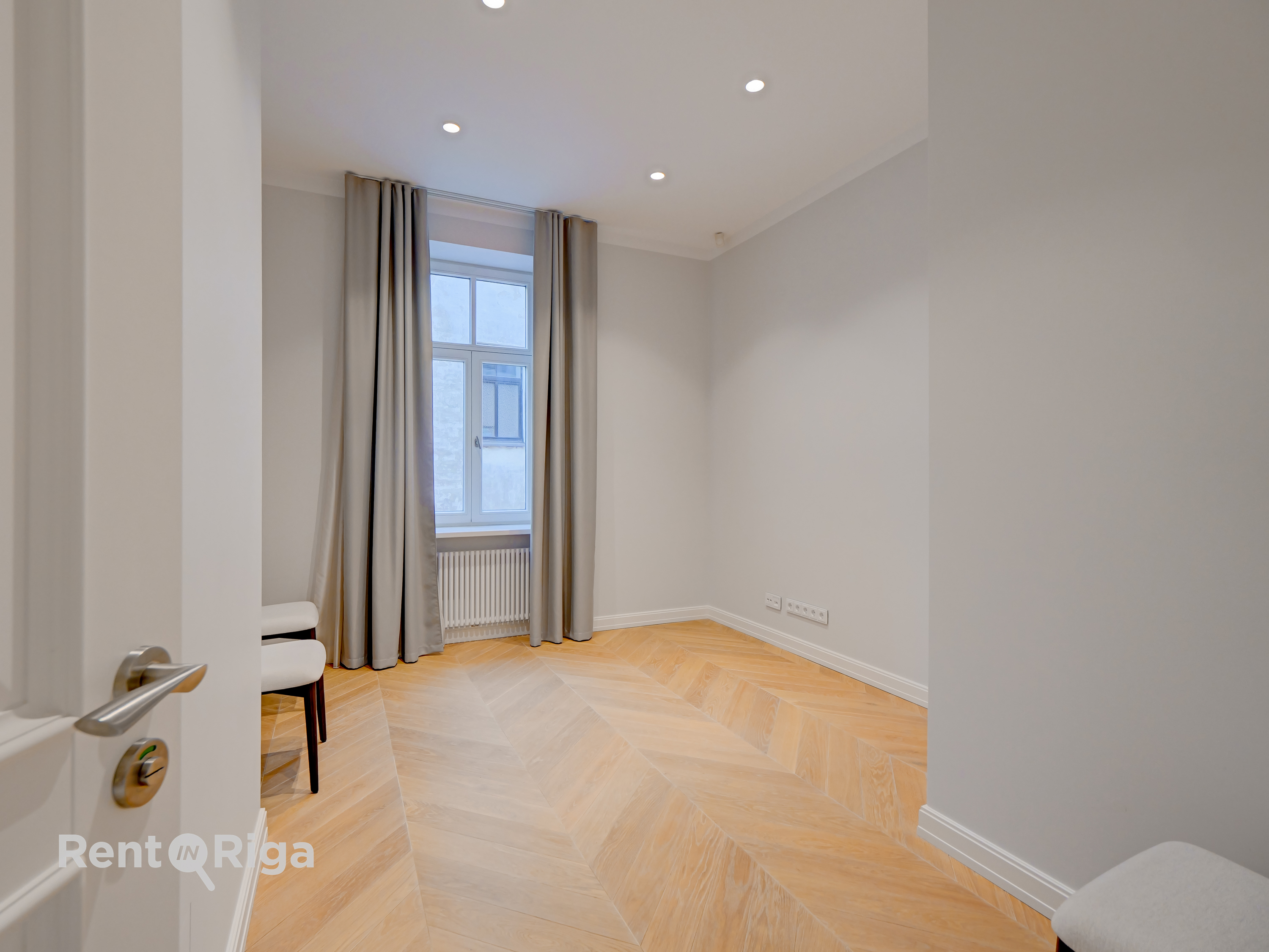 Pārdod dzīvokli, Elizabetes iela 18 - Attēls 1