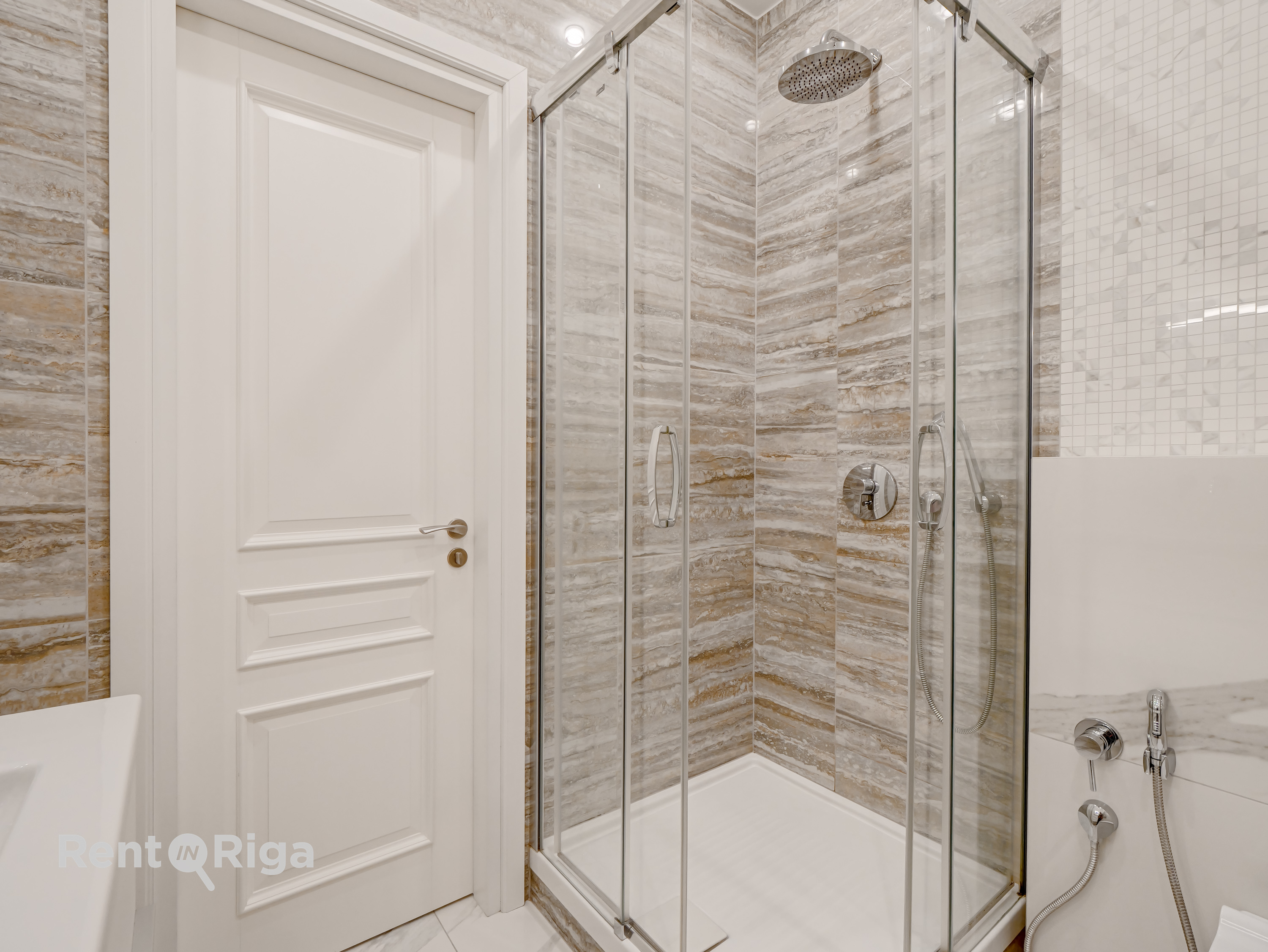 Pārdod dzīvokli, Elizabetes iela 18 - Attēls 1