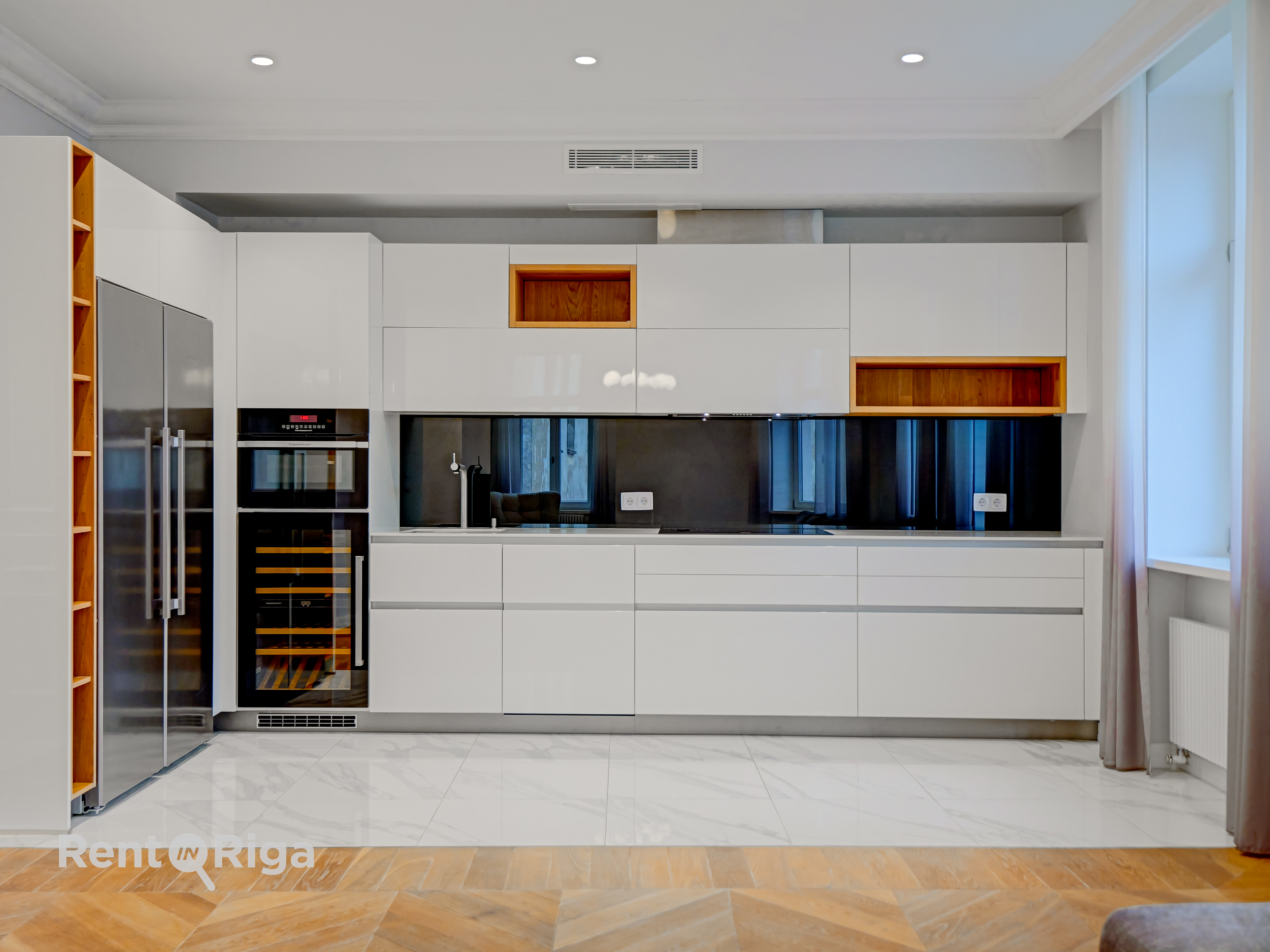 Izīrē dzīvokli, Elizabetes iela 18 - Attēls 1