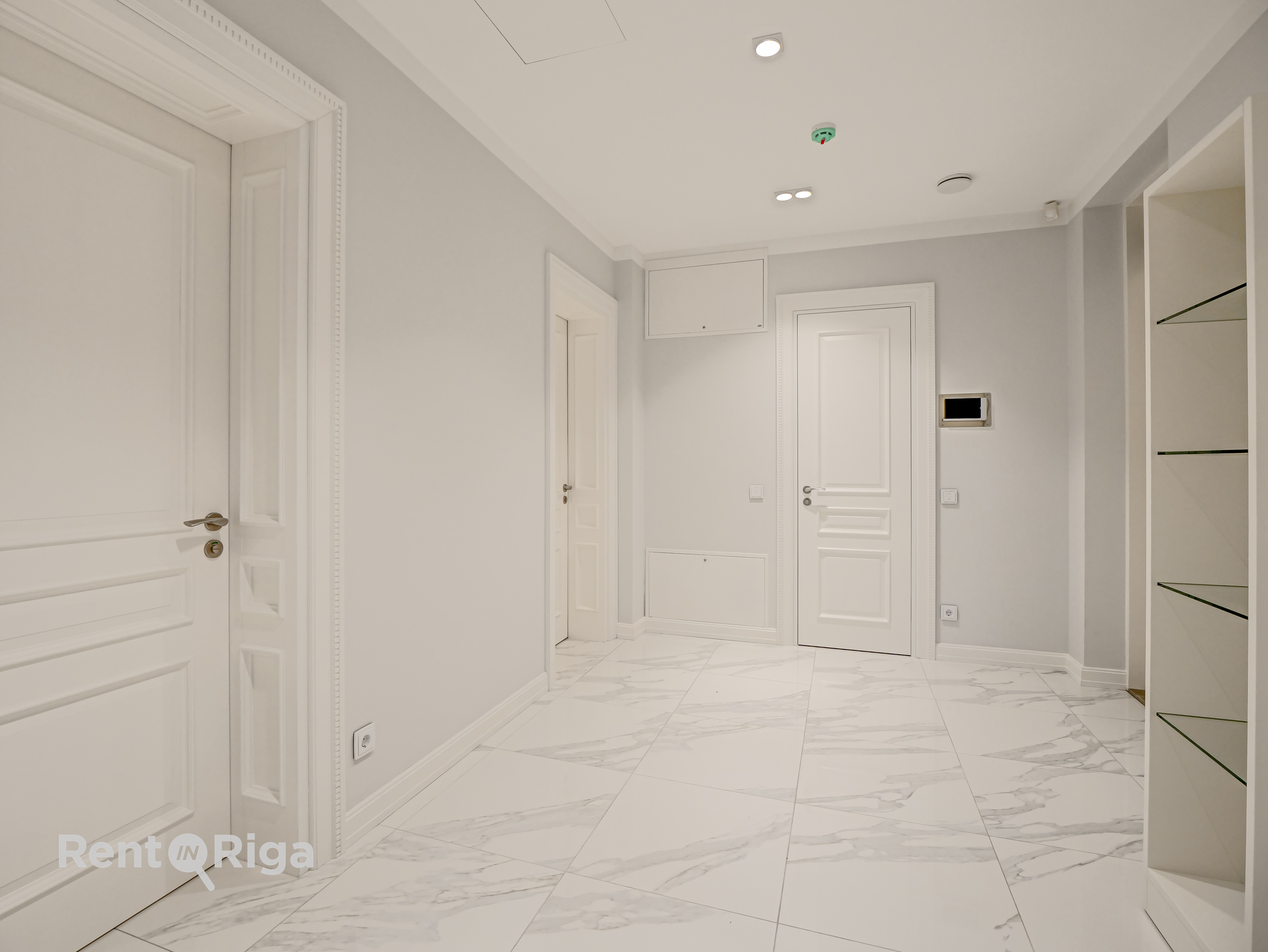 Izīrē dzīvokli, Elizabetes iela 18 - Attēls 1