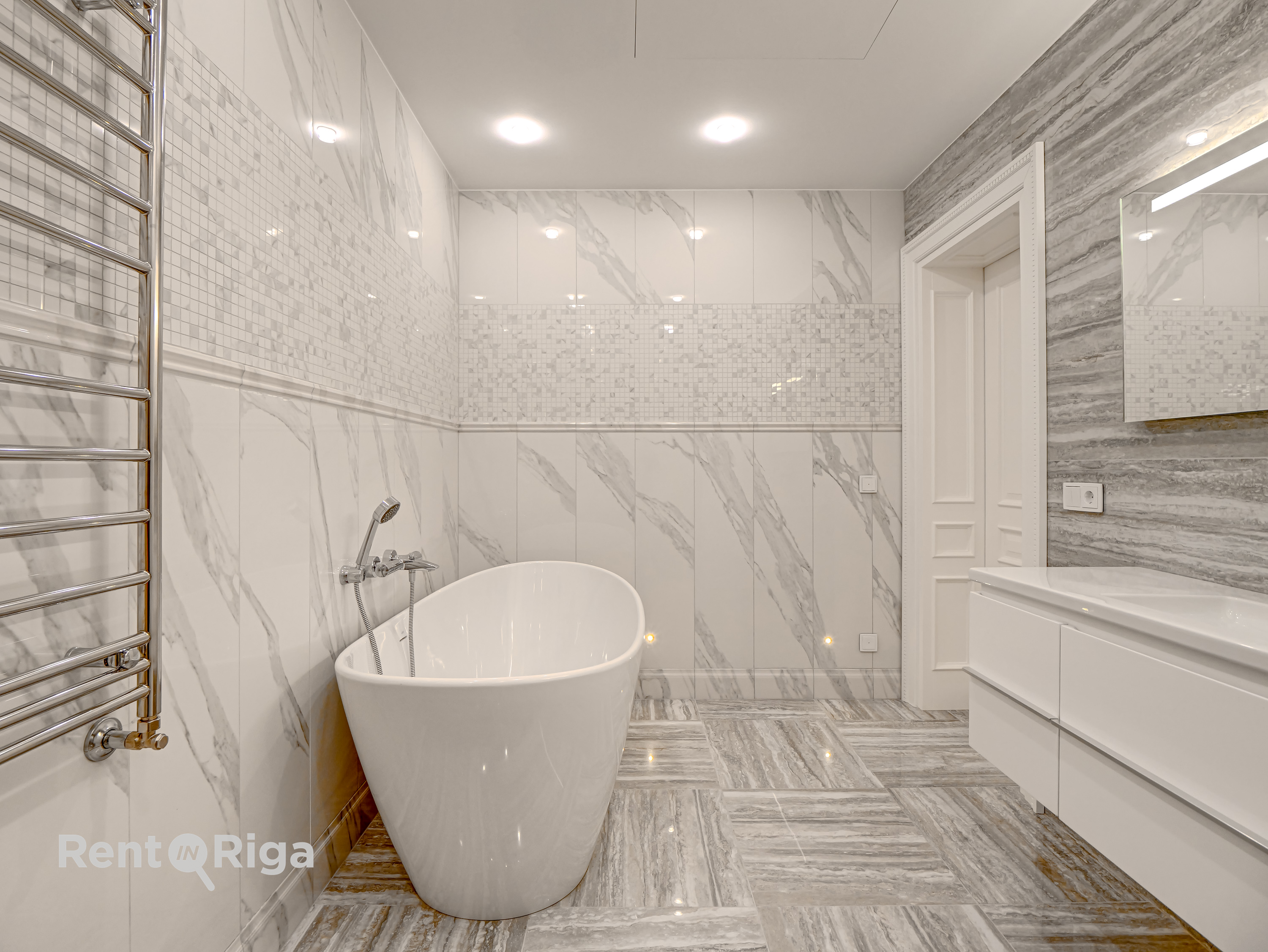 Izīrē dzīvokli, Elizabetes iela 18 - Attēls 1