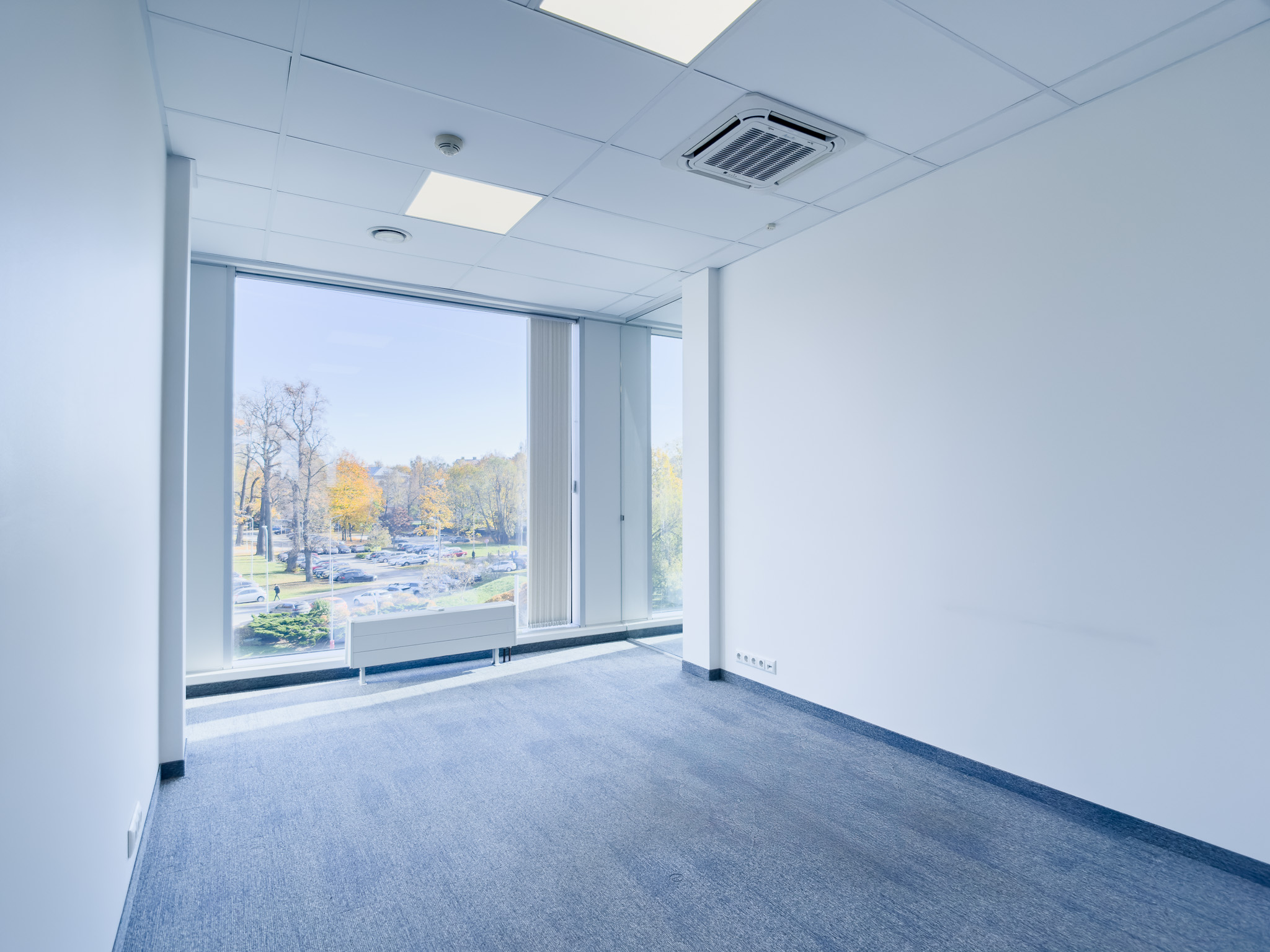Office for rent, Duntes street - Image 1