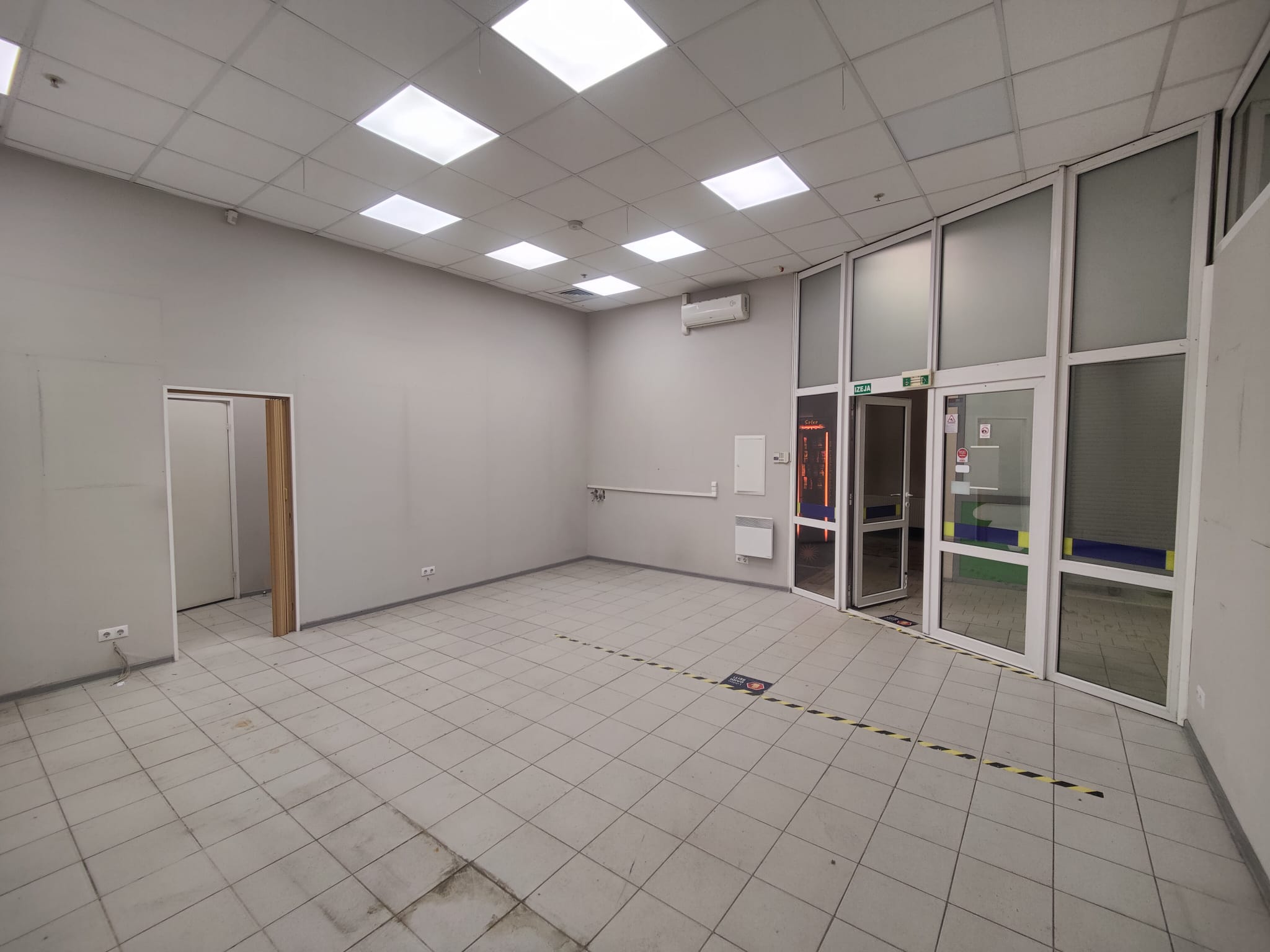 Iznomā tirdzniecības telpas, Lubānas iela - Attēls 1