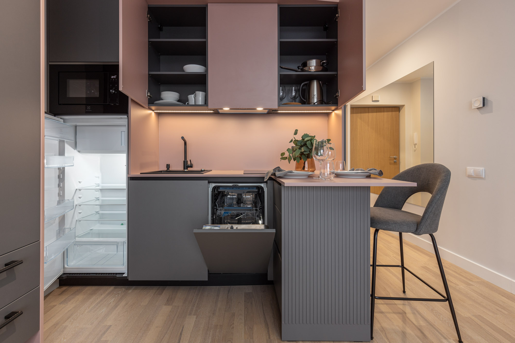 Pārdod dzīvokli, Dainas iela 10A - Attēls 1