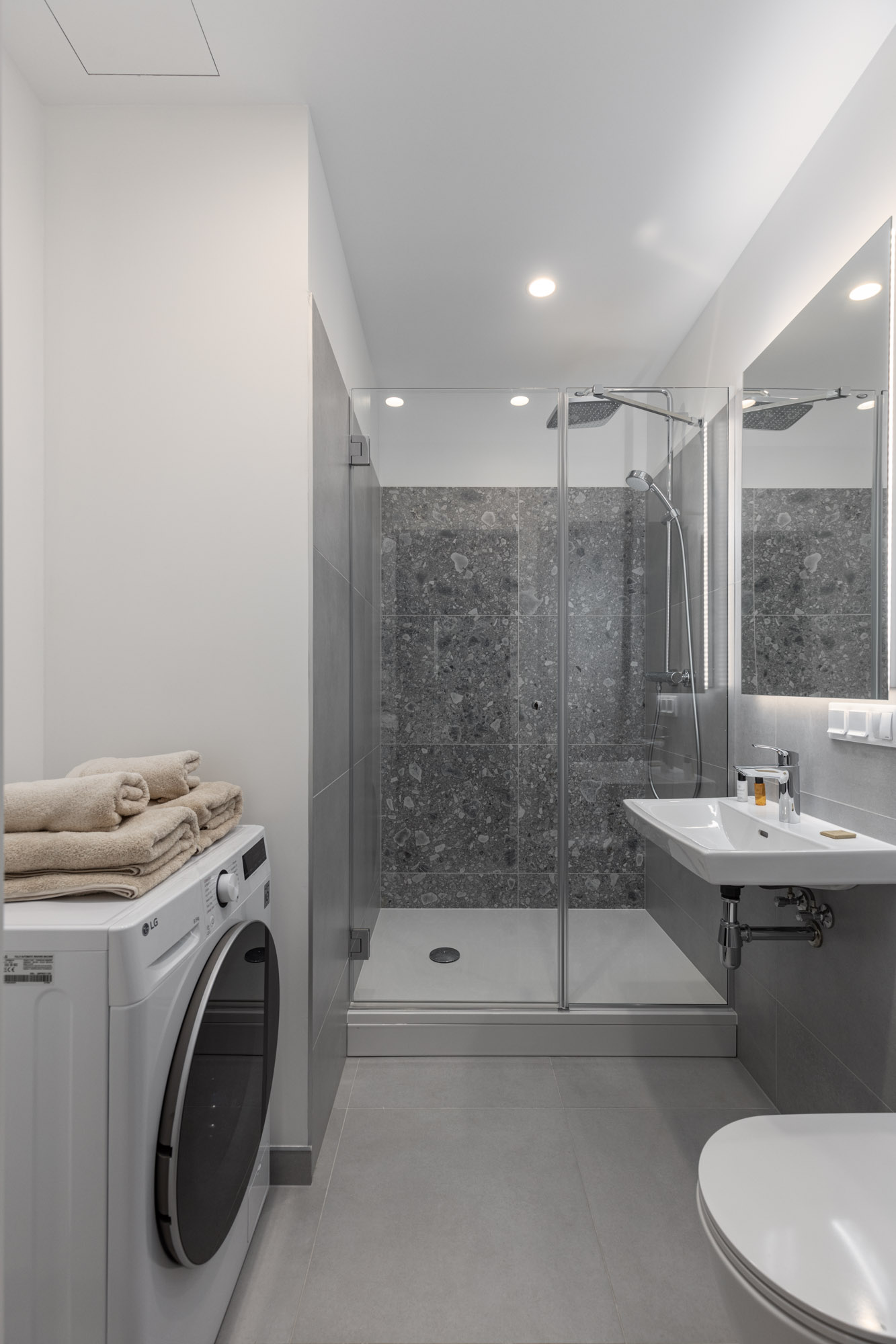 Pārdod dzīvokli, Dainas iela 10A - Attēls 1