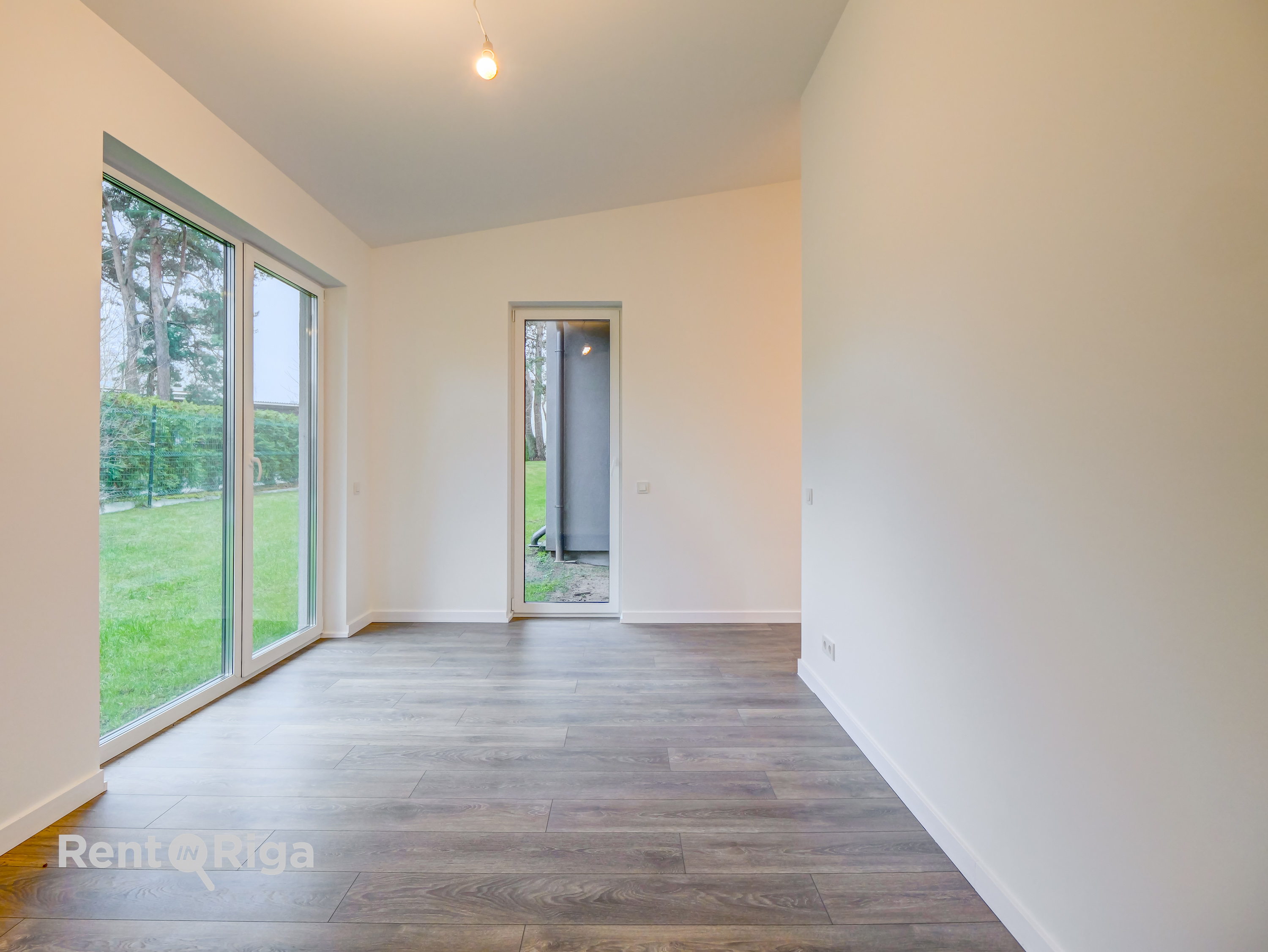 Pārdod māju, Raiņa iela - Attēls 1