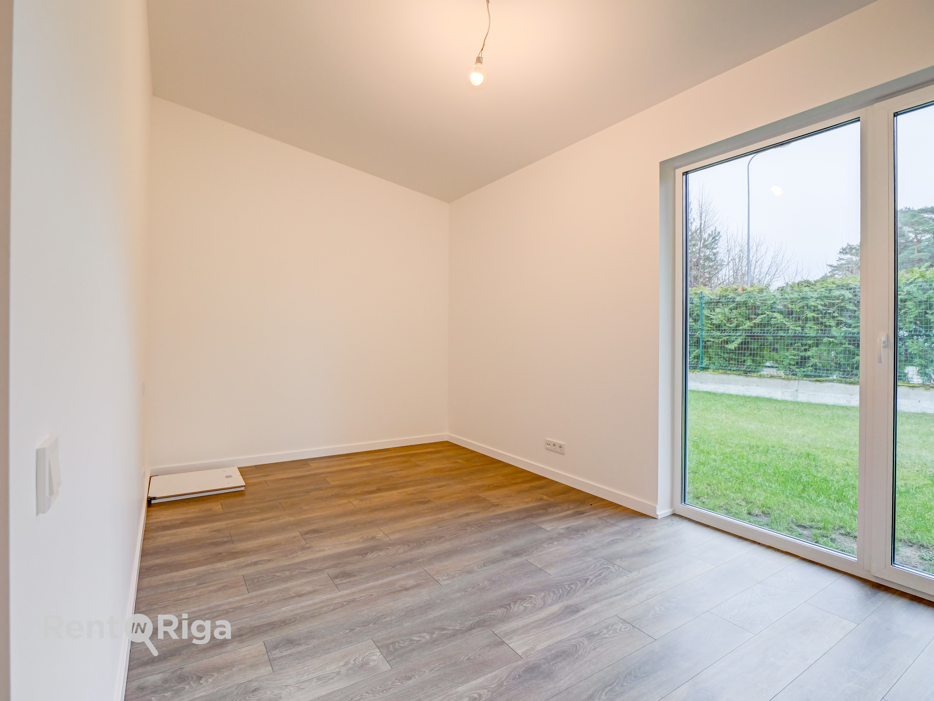 Pārdod māju, Raiņa iela - Attēls 1