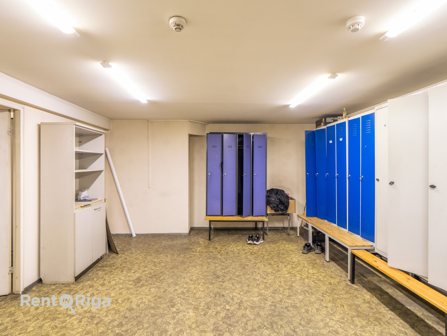 Iznomā noliktavu, Kapseļu iela iela - Attēls 1