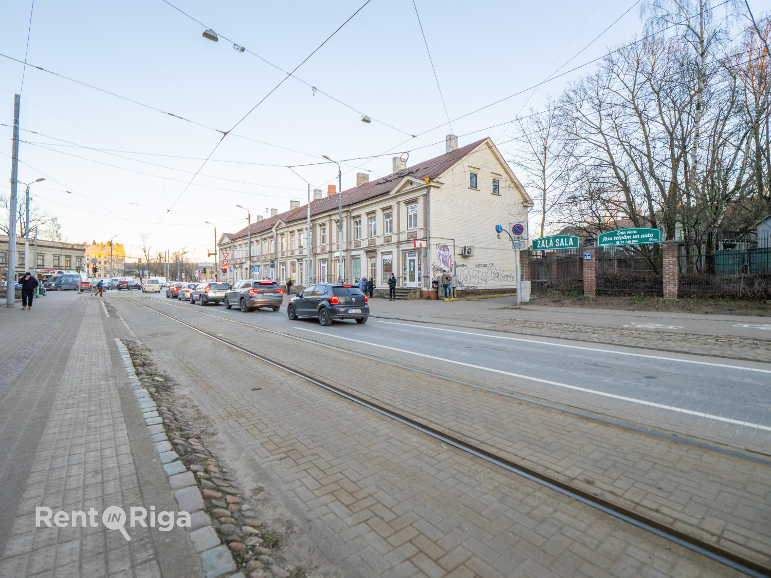 Iznomā noliktavu, Barona iela iela - Attēls 1