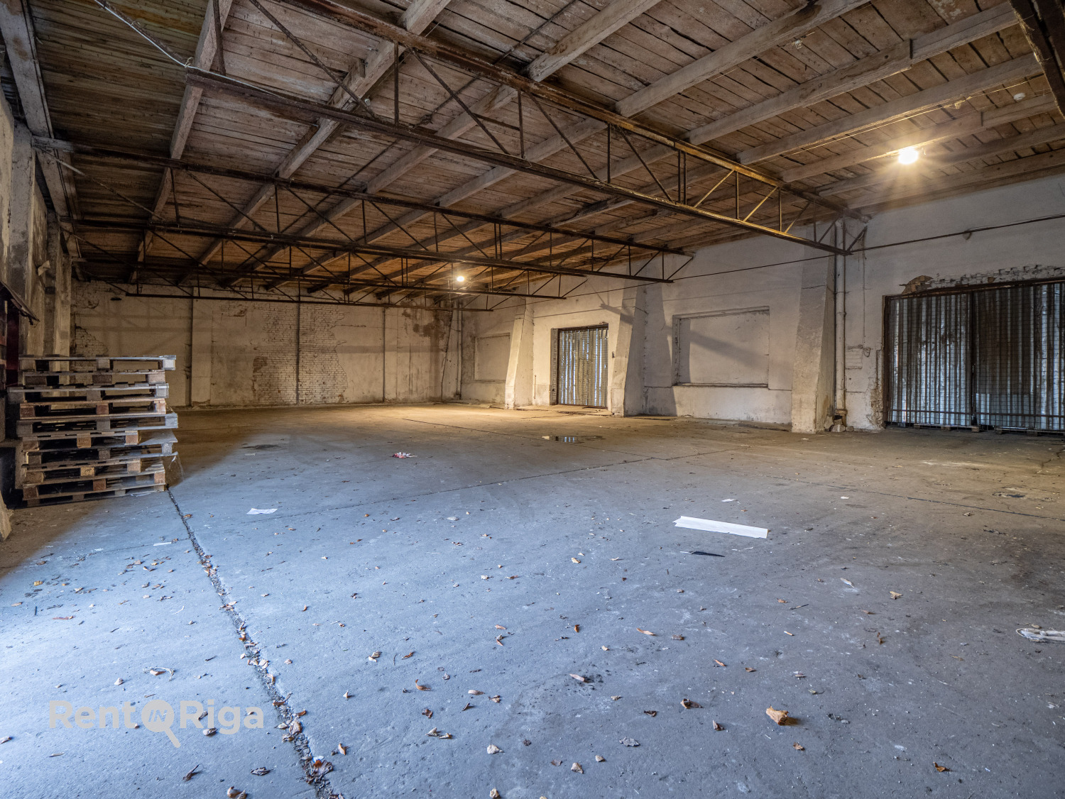 Iznomā noliktavu, Abulas iela - Attēls 1