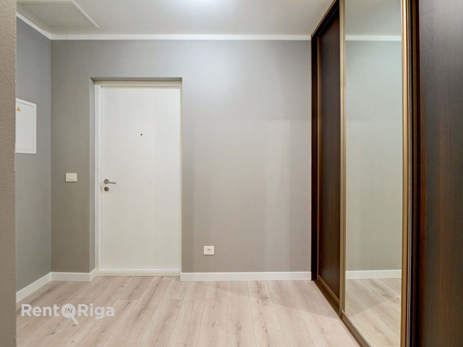 Pārdod dzīvokli, Anniņmuižas iela 20 - Attēls 1