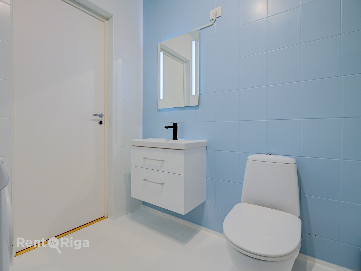 Pārdod dzīvokli, Anniņmuižas iela 20 - Attēls 1