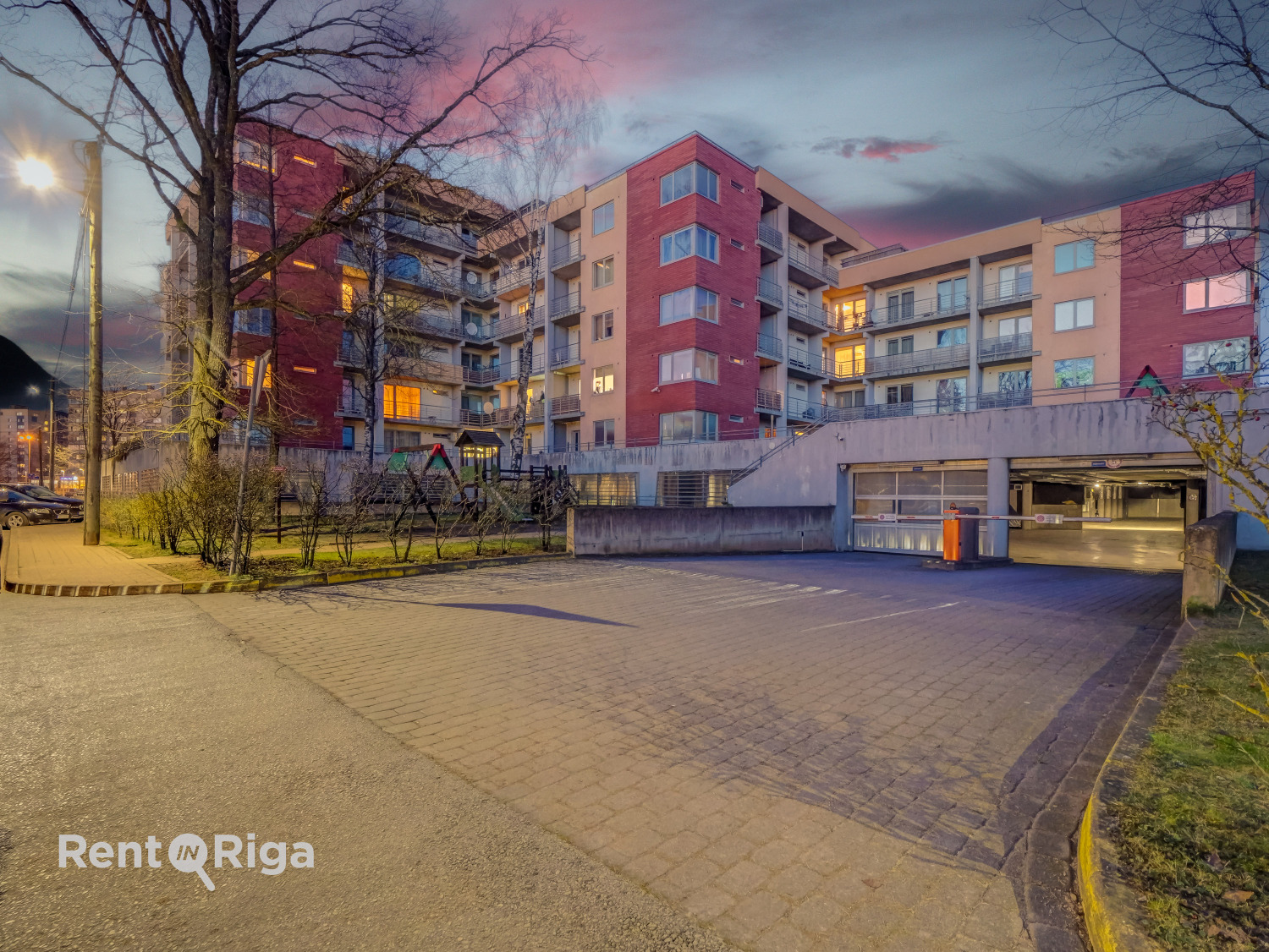 Pārdod dzīvokli, Anniņmuižas iela 20 - Attēls 1