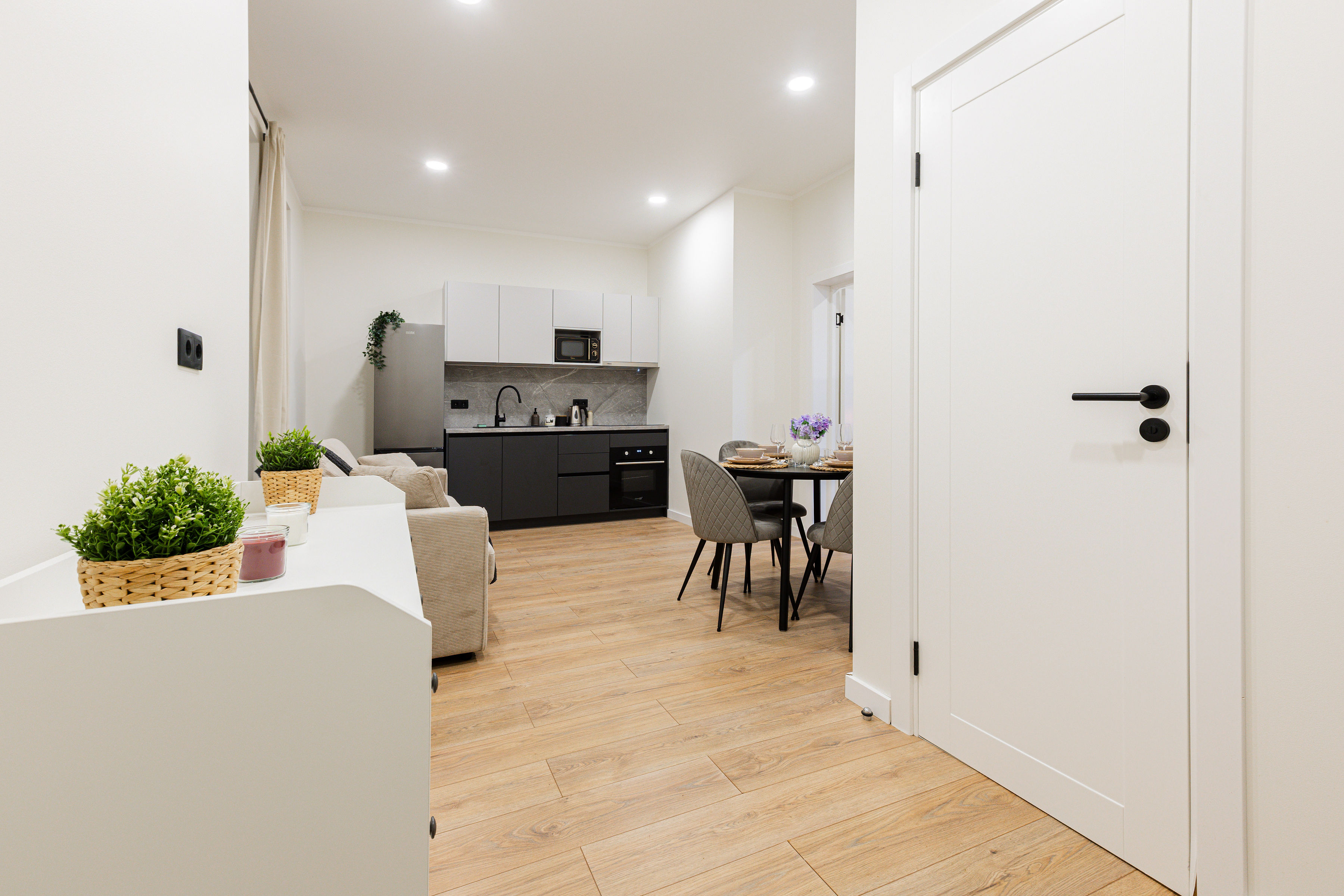 Izīrē dzīvokli, Merķeļa iela 8 - Attēls 1