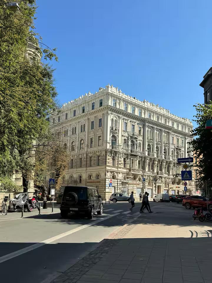 Izīrē dzīvokli, Elizabetes iela 9 - Attēls 1